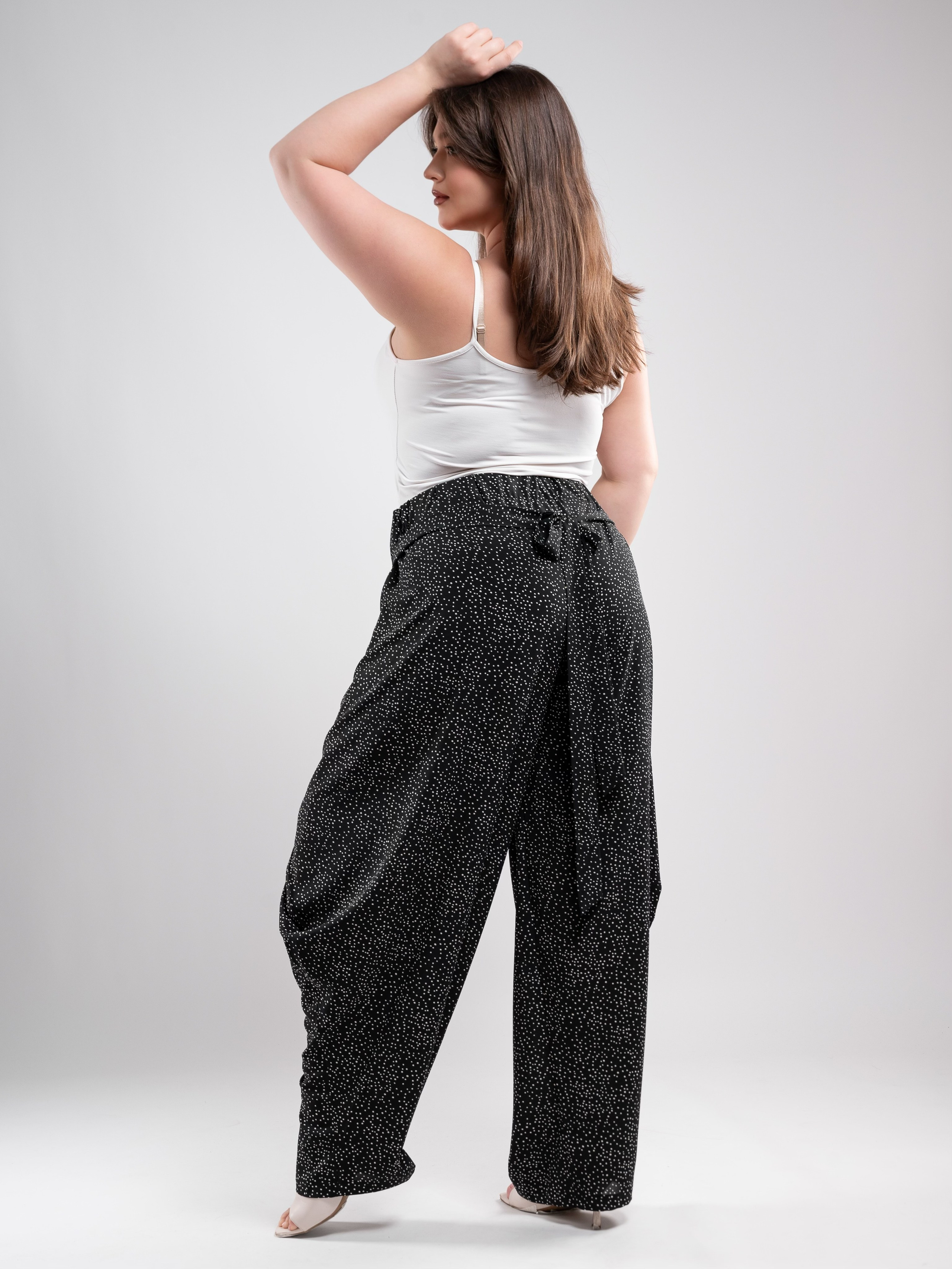 Брюки трансформеры. Предметный фотограф, фото для маркетплейсов Пятигорск, КМВ