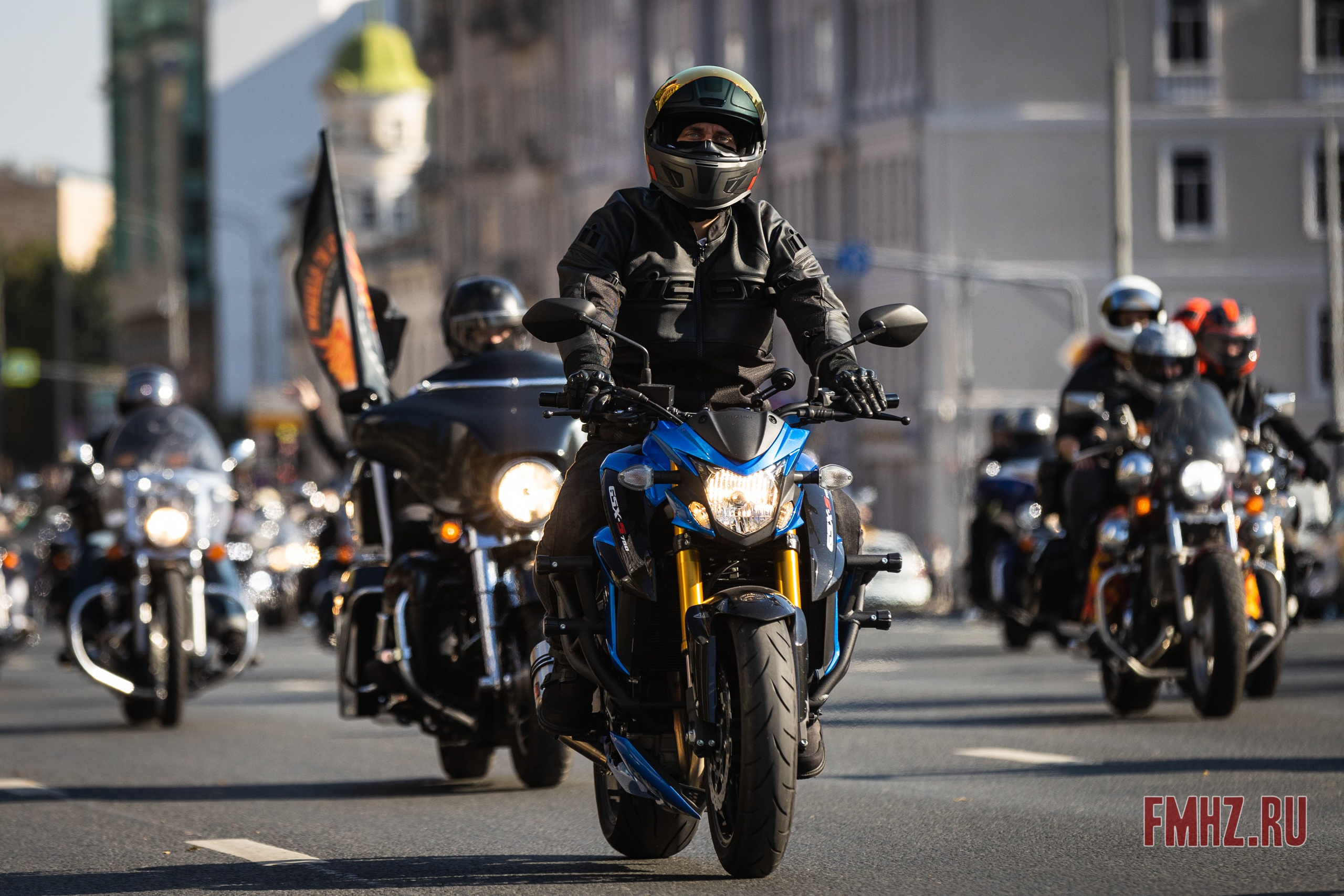 Закрытие Мотосезона 2023 на проспекте Академика Сахарова. Фотограф Владимир Охрименко