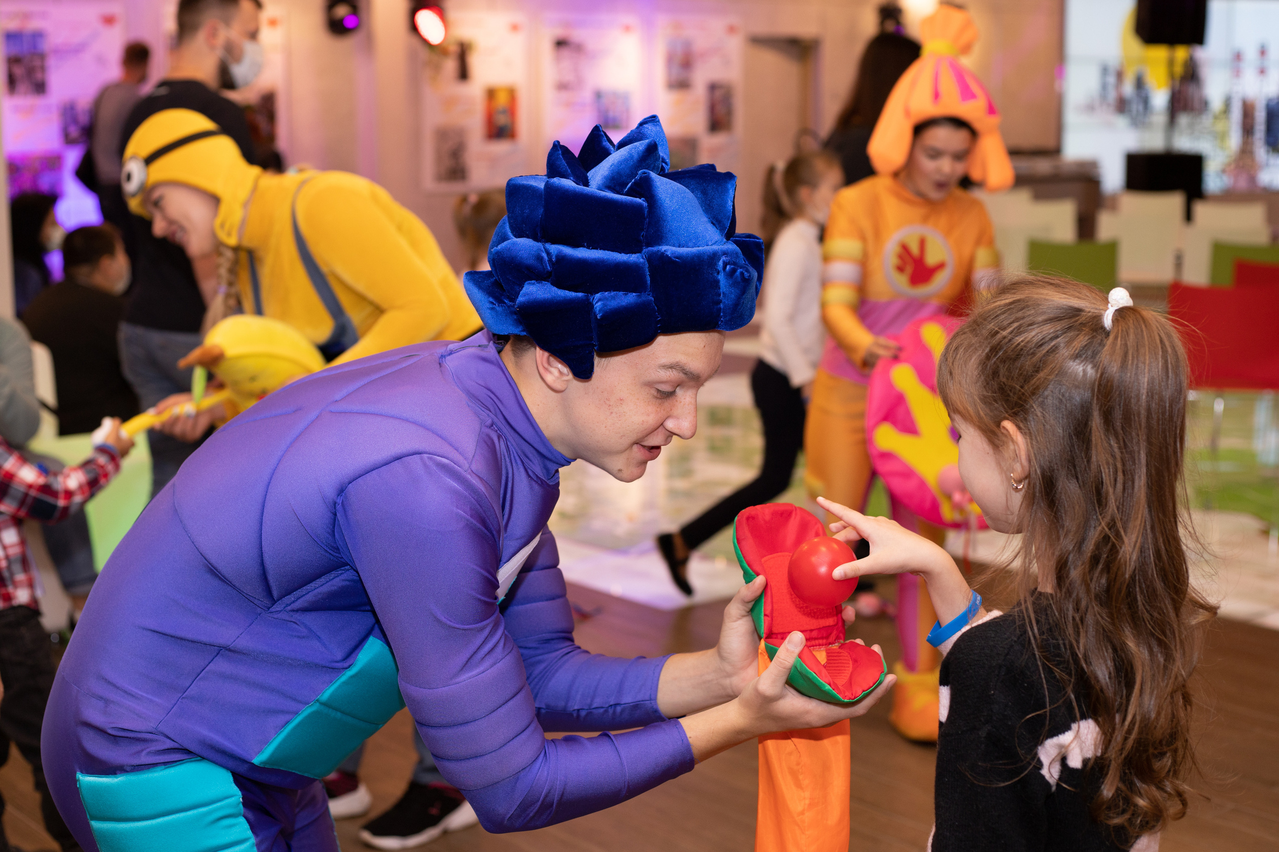 Всероссийский конкурс детского рисунка «Рисуем любимый город». Фото l Ретушь l Контент в Москве. Андреева Марина