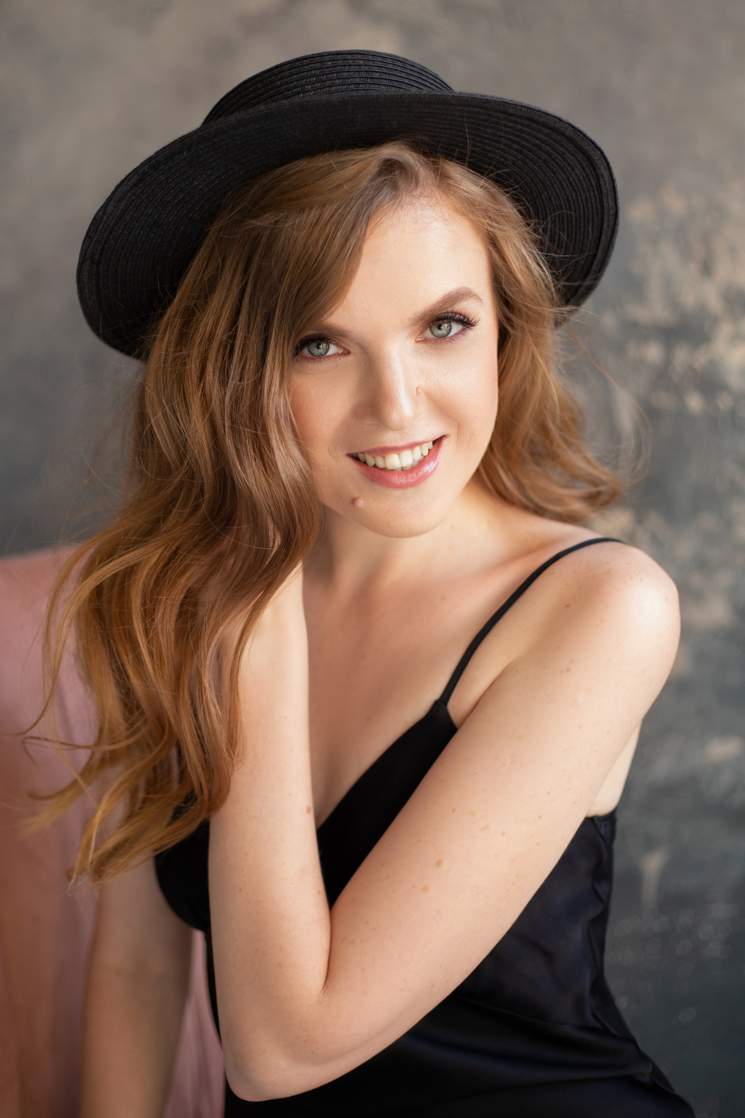 Женя. Фото l Ретушь l Контент в Москве. Андреева Марина