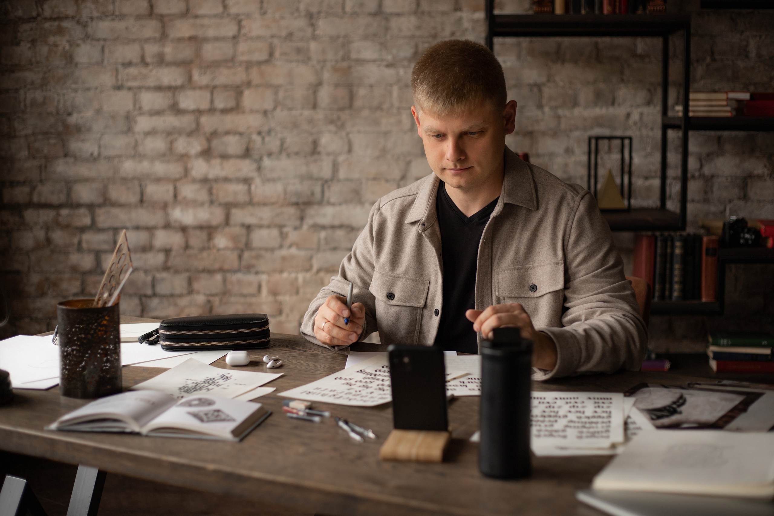 Антон. Дизайнер. Фото l Ретушь l Контент в Москве. Андреева Марина