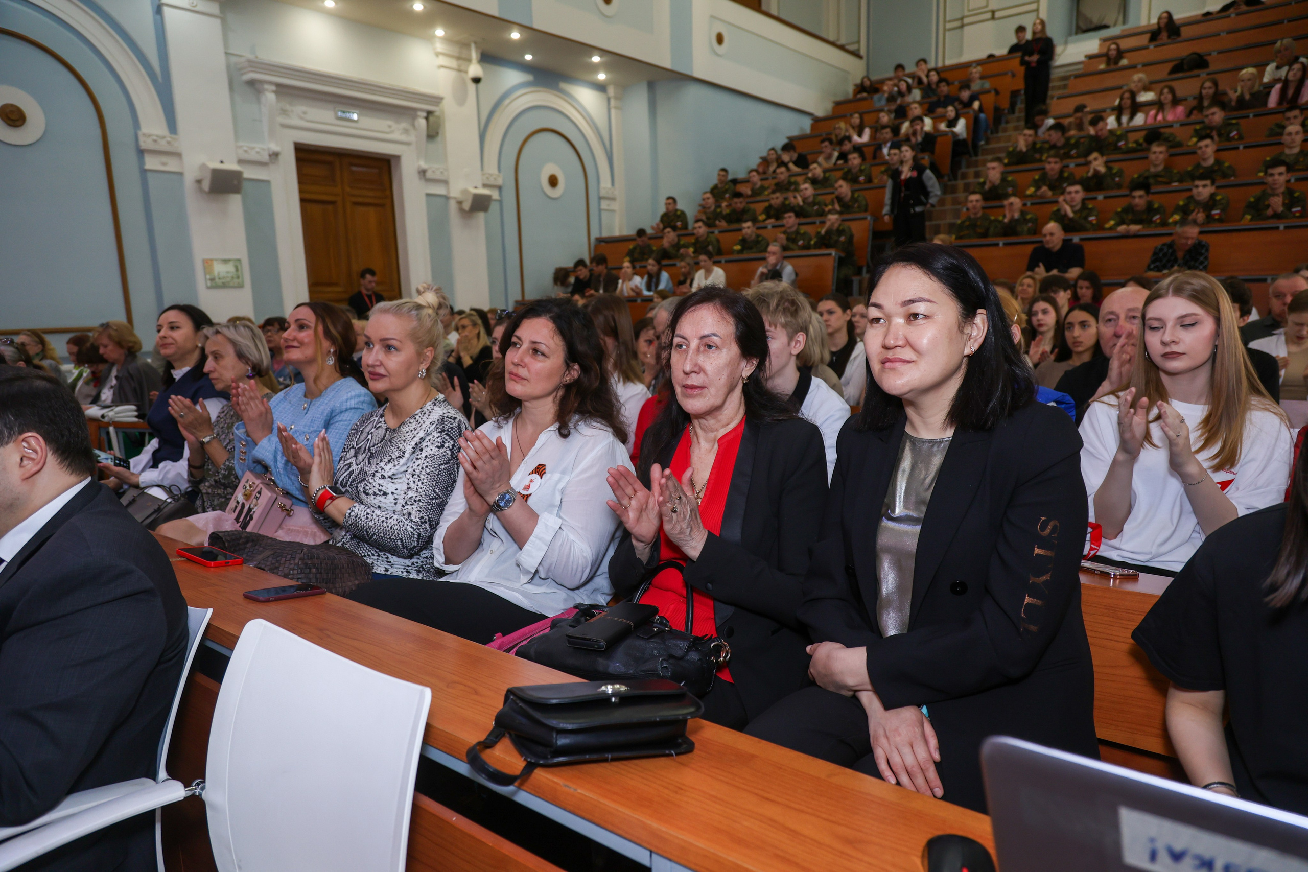 Конференции. Фото и видеосъёмка бизнес-мероприятий под ключ в Москве и МО — Akhmedov Team