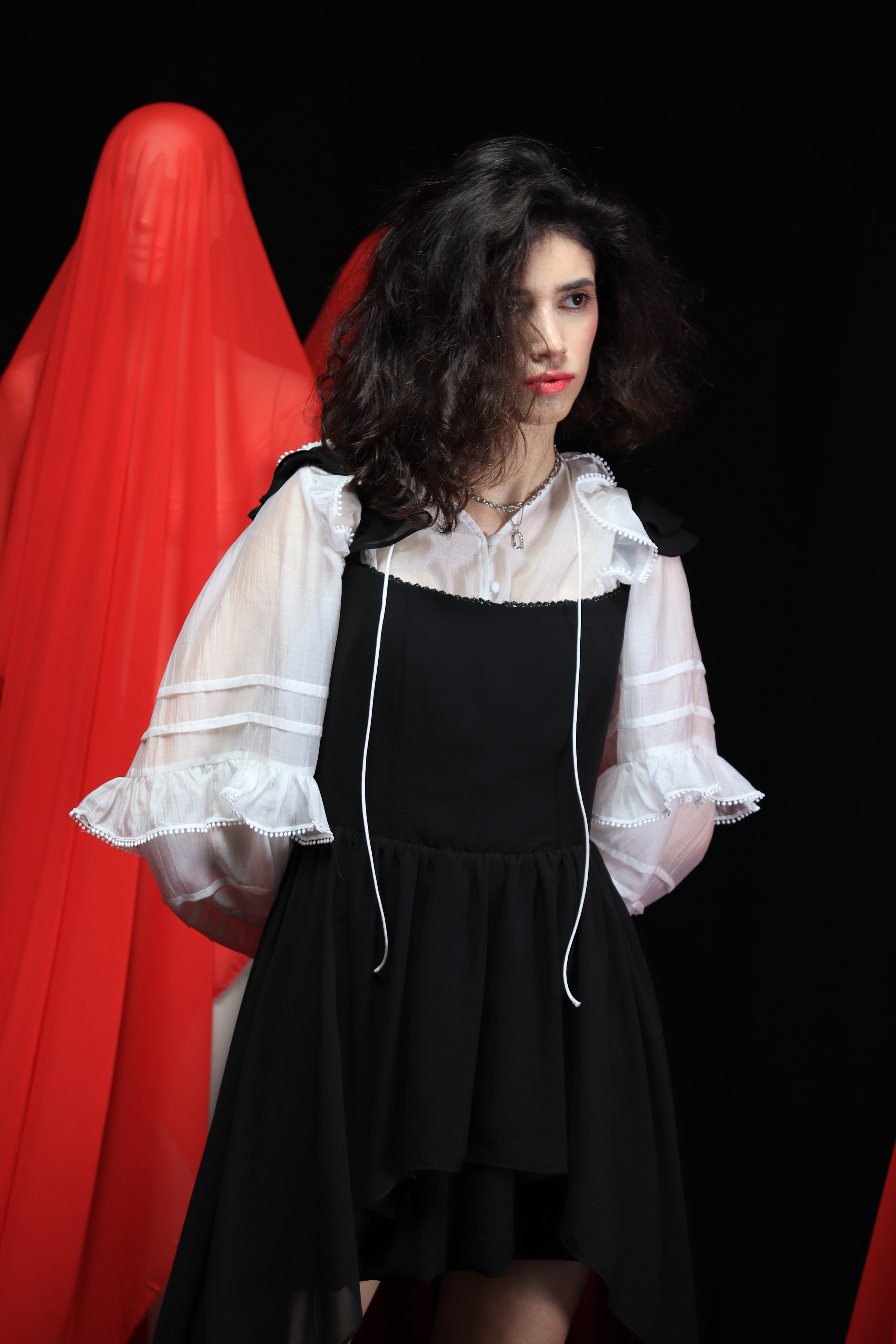 Студийная женская фотосессия | Москва, май 2025. Женский портретный фотограф в Москве Подгорнова Екатерина