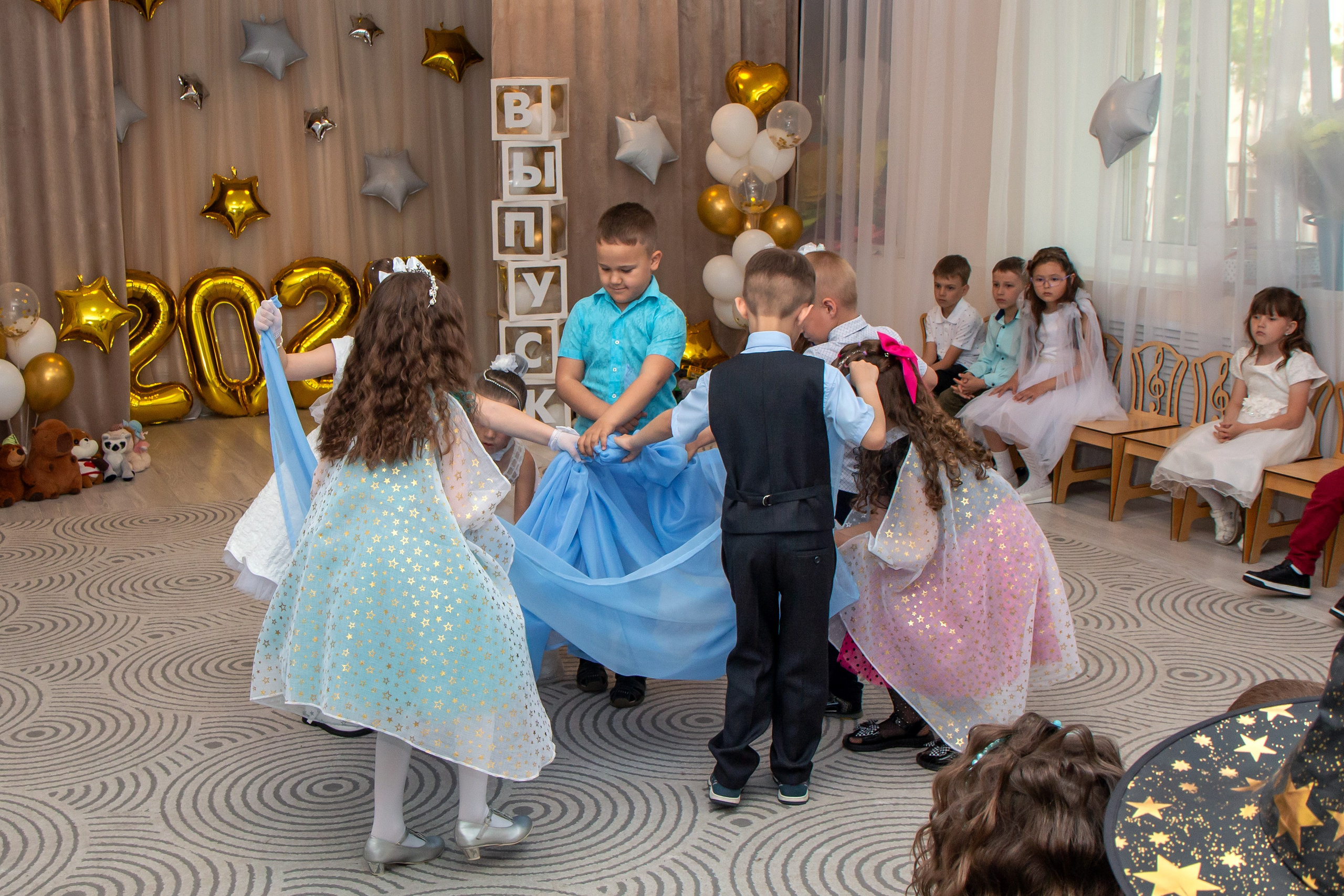 Впускной вечер в ДС «Солнышко» — 2025 г. Фотограф в Шелехове, лучшие выпускные альбомы в Шелехове