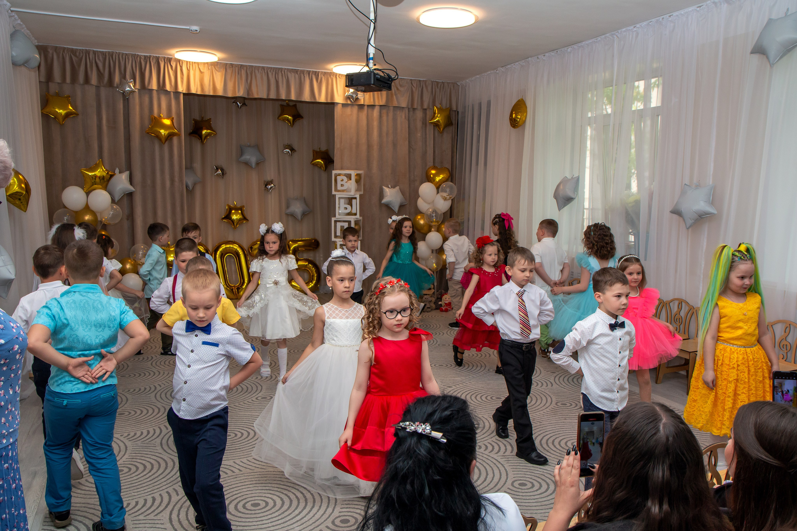 Впускной вечер в ДС «Солнышко» — 2025 г. Фотограф в Шелехове, лучшие выпускные альбомы в Шелехове