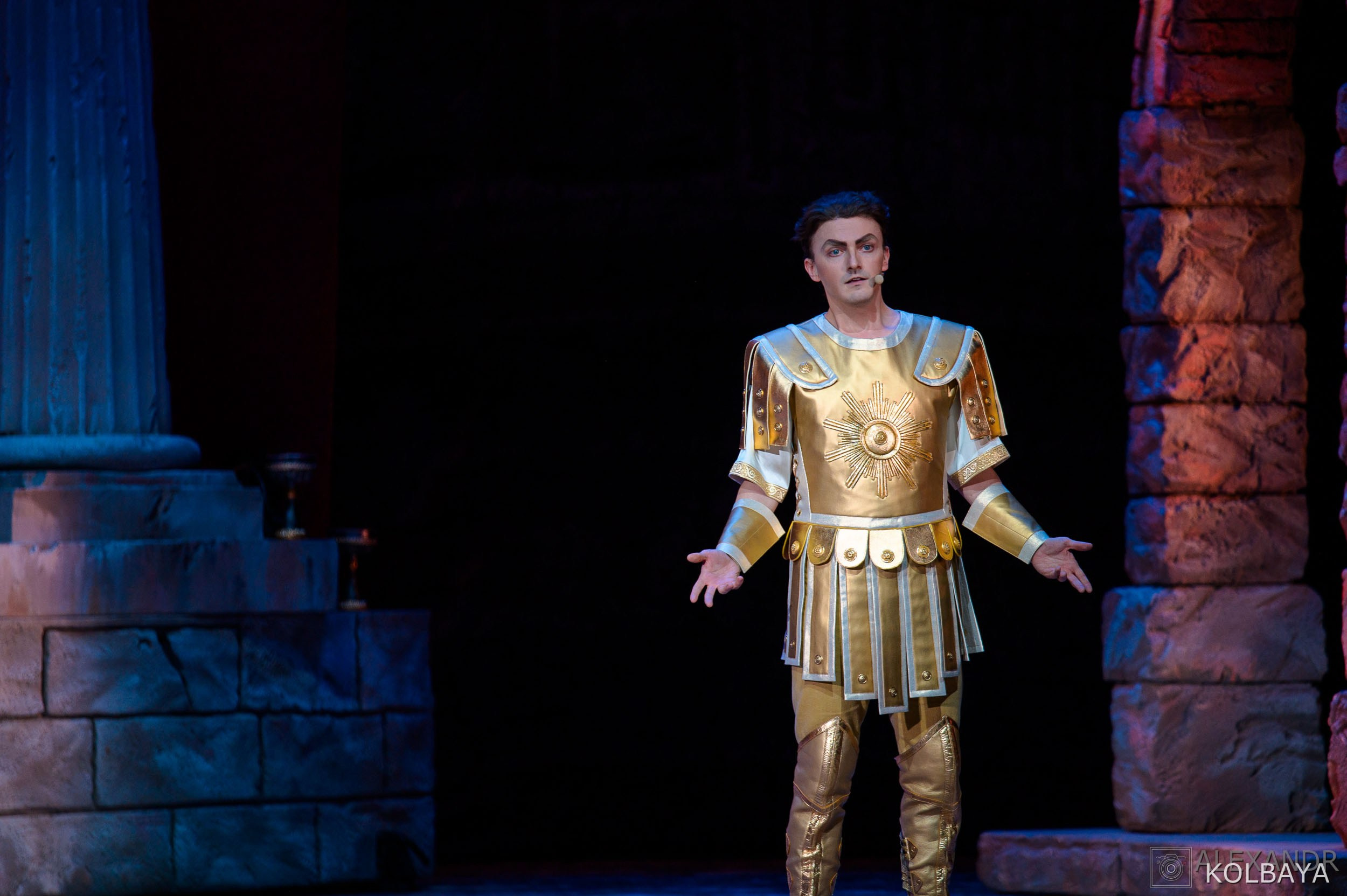 Фоторепортаж со спектакля Гладиатор в Театре Терезы Дуровой. Концертный и театральный репортажный фотограф в Москве Александр Колбая