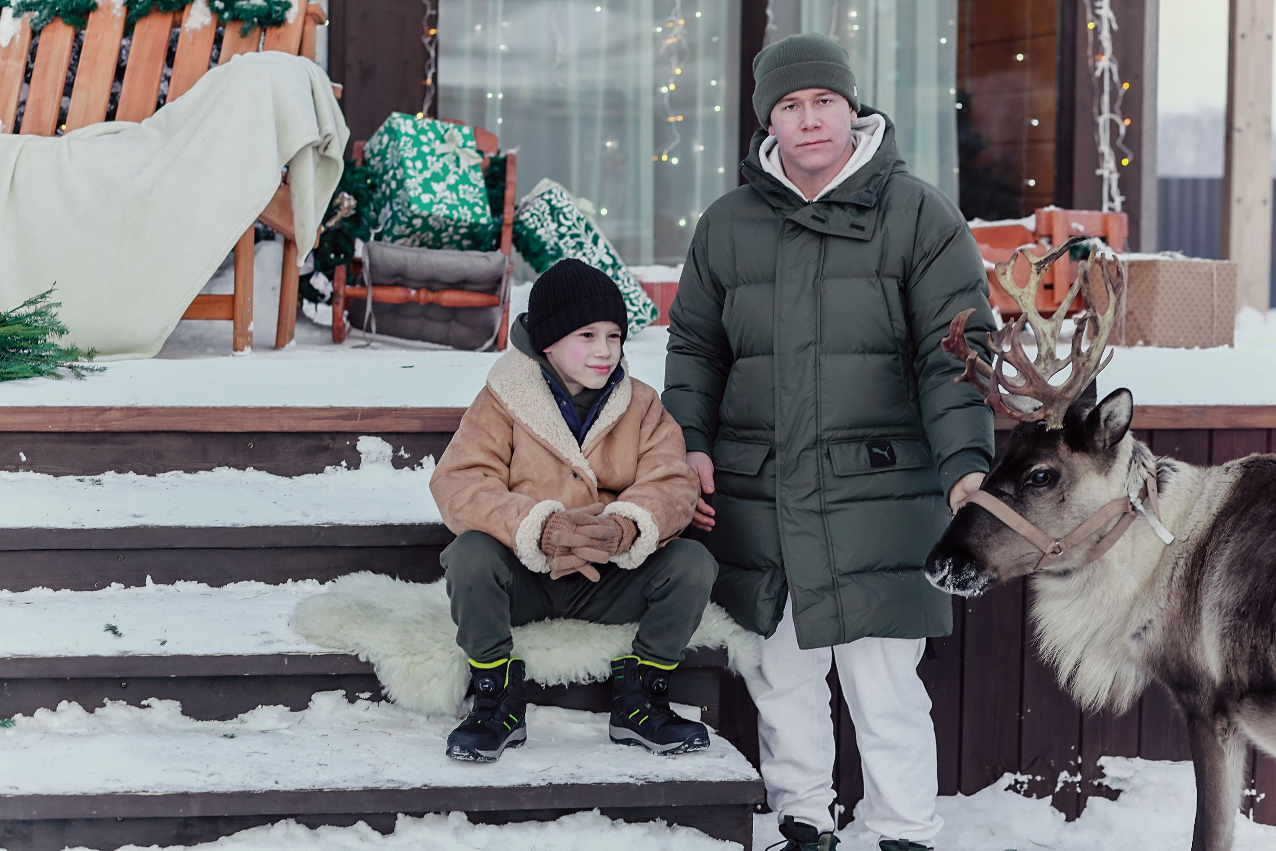 Семейная фотосессия с оленем. Иванова Ирина Свадебный и семейный фотограф г. Уфа