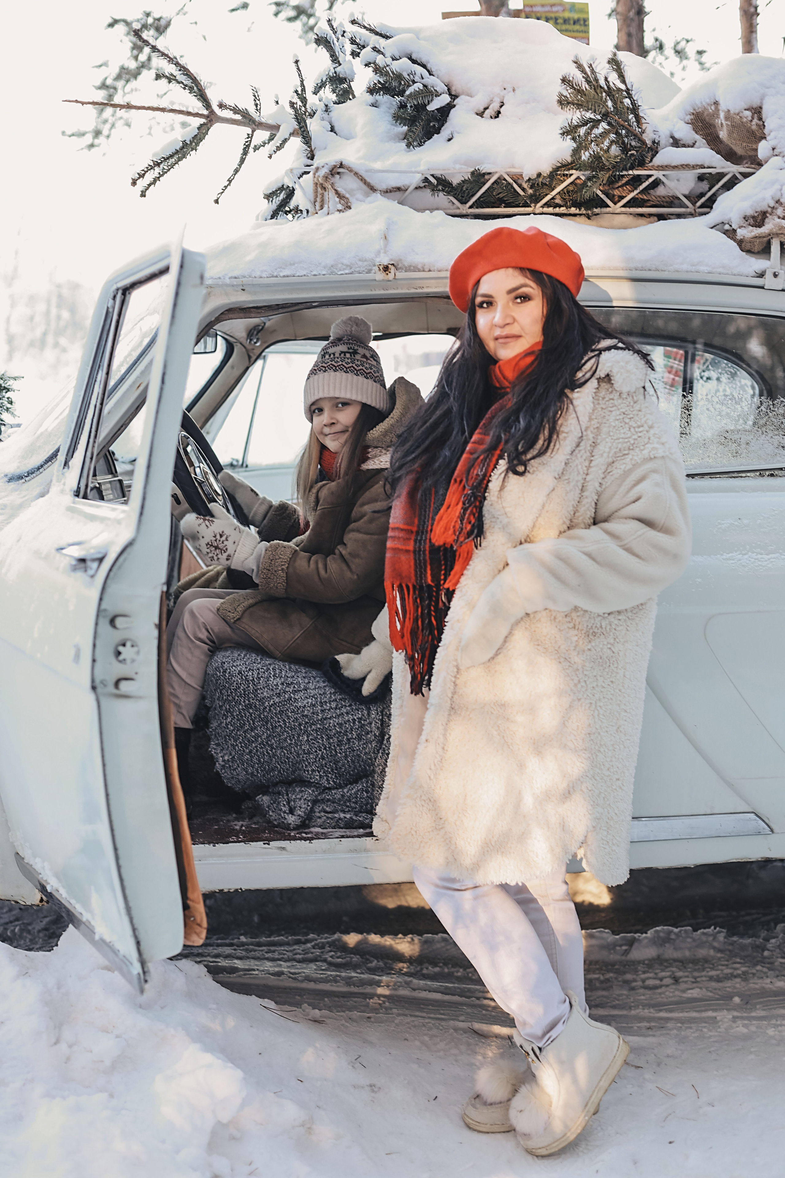 Фотосессия с ретро машиной. Иванова Ирина Свадебный и семейный фотограф г. Уфа