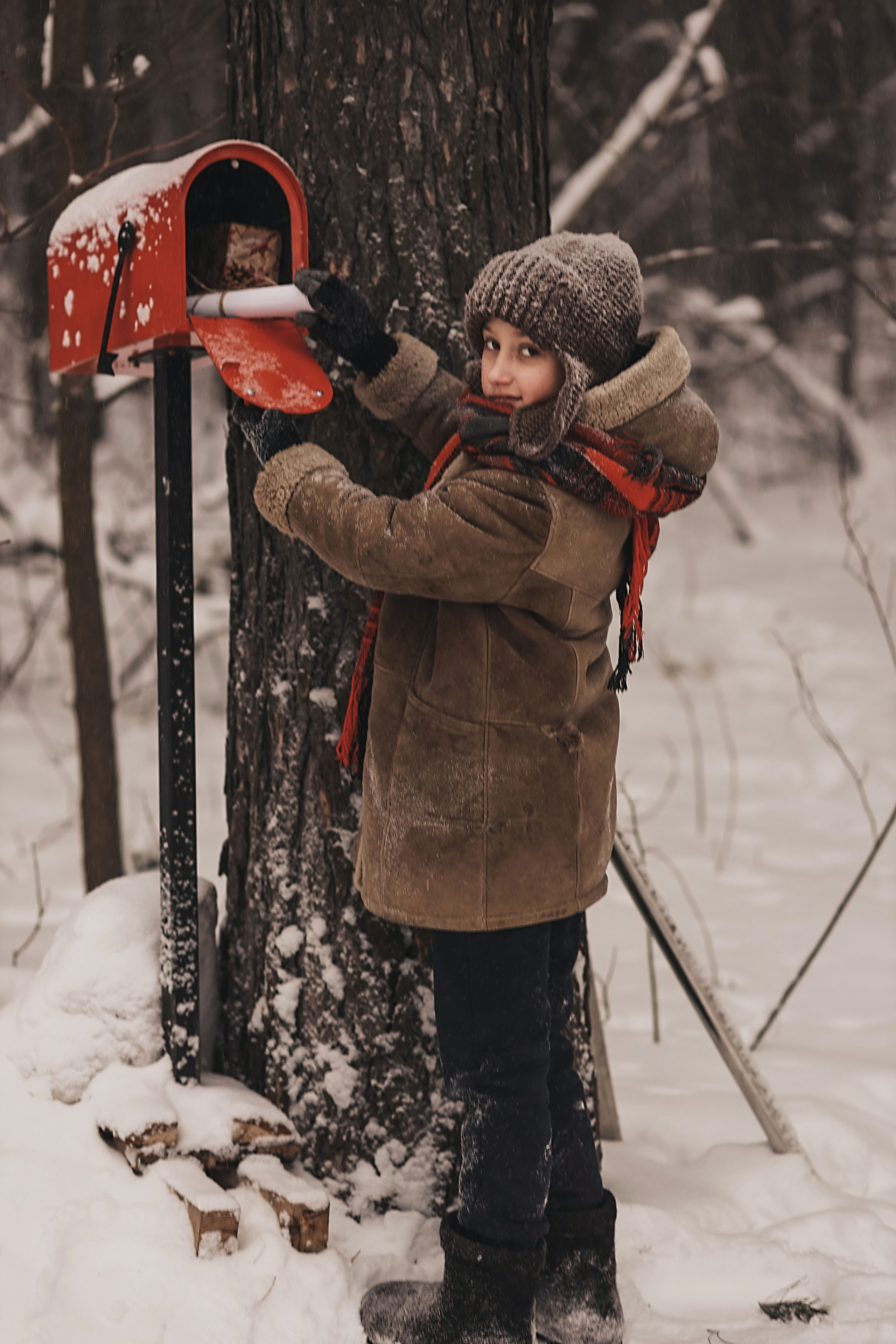 Фотосессия в лесу с ретро машиной. Иванова Ирина Свадебный и семейный фотограф г. Уфа