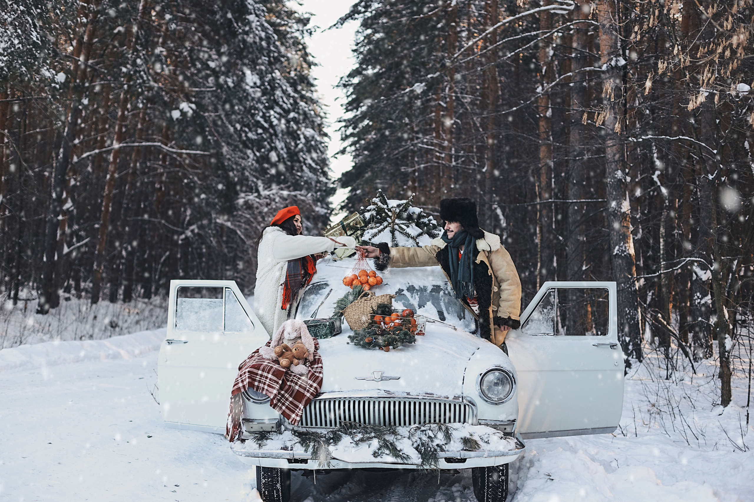 Фотосессия с ретро машиной. Иванова Ирина Свадебный и семейный фотограф г. Уфа