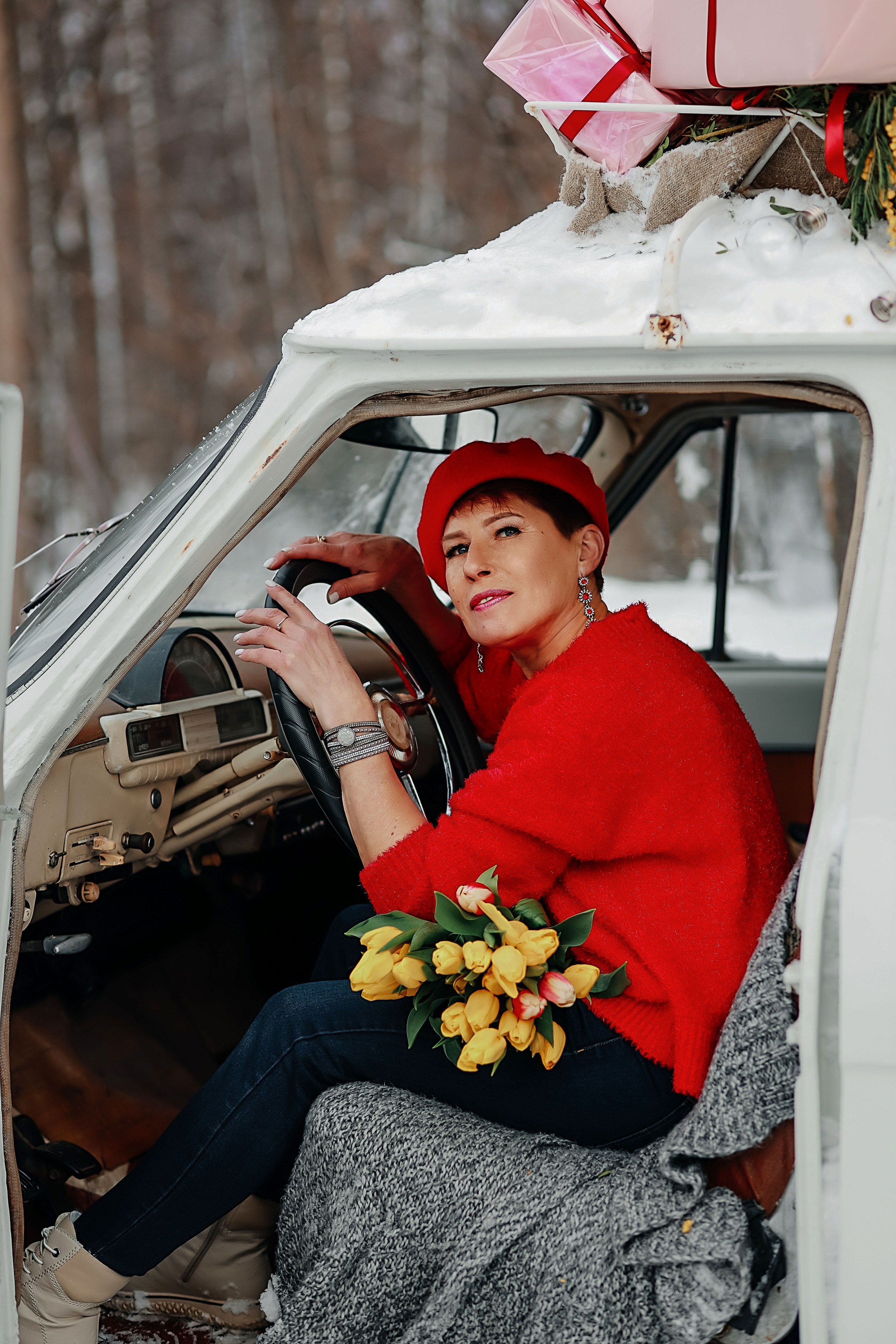 Фотосессия с цветами к 8 марту. Иванова Ирина Свадебный и семейный фотограф г. Уфа