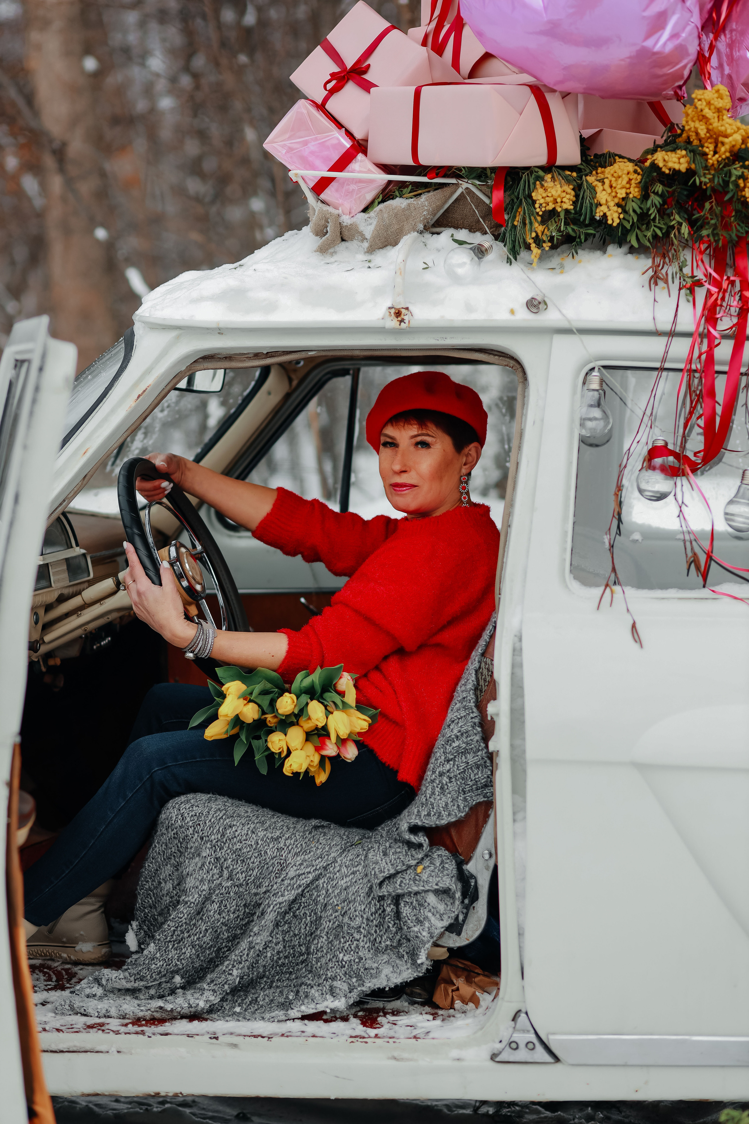 Фотосессия с цветами к 8 марту. Иванова Ирина Свадебный и семейный фотограф г. Уфа