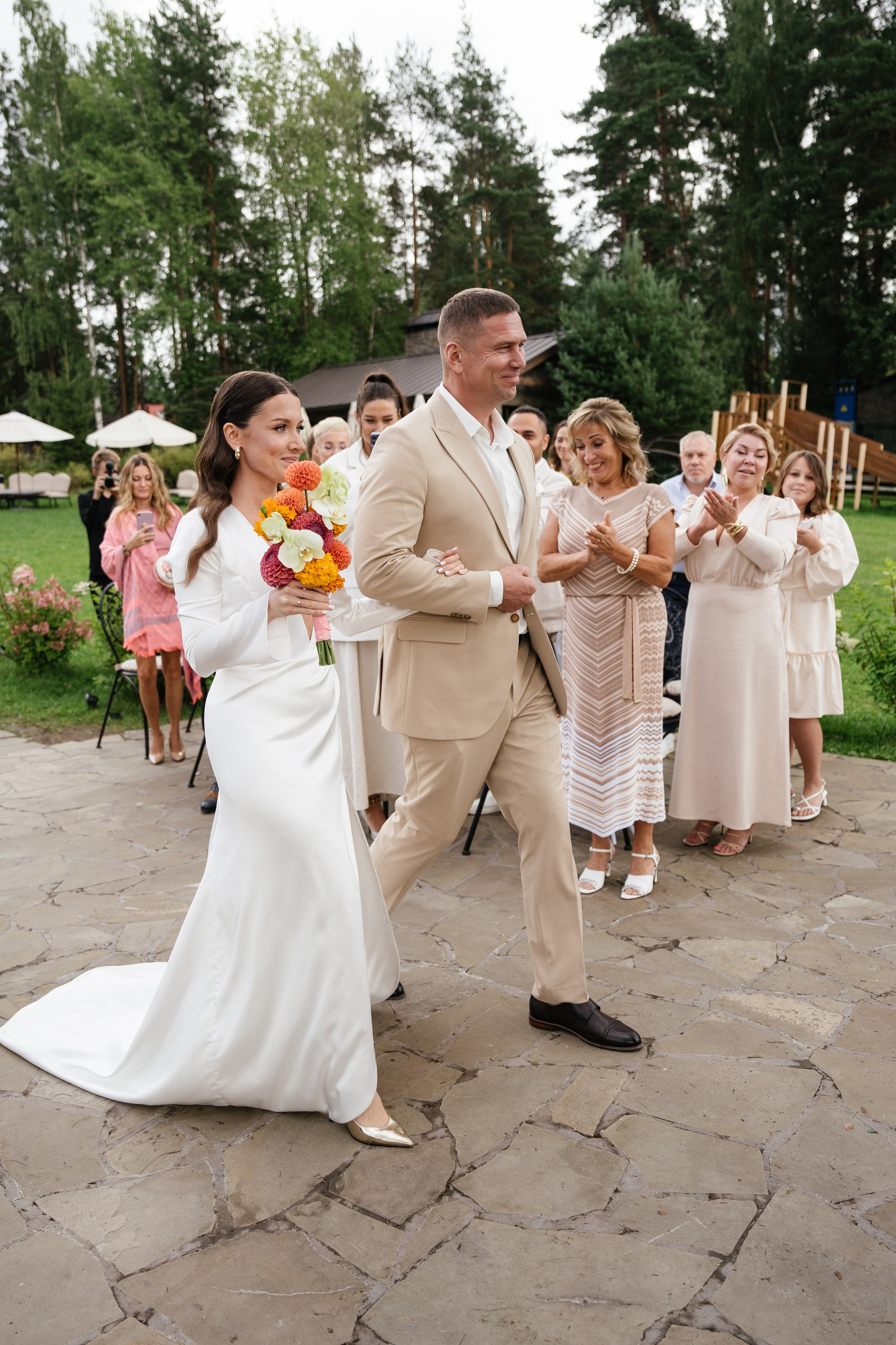 Валерия & Павел. Яркая свадьба в стиле модерн на природе. Свадебный фотограф организатор в Санкт-Петербурге Ассоль Опарина