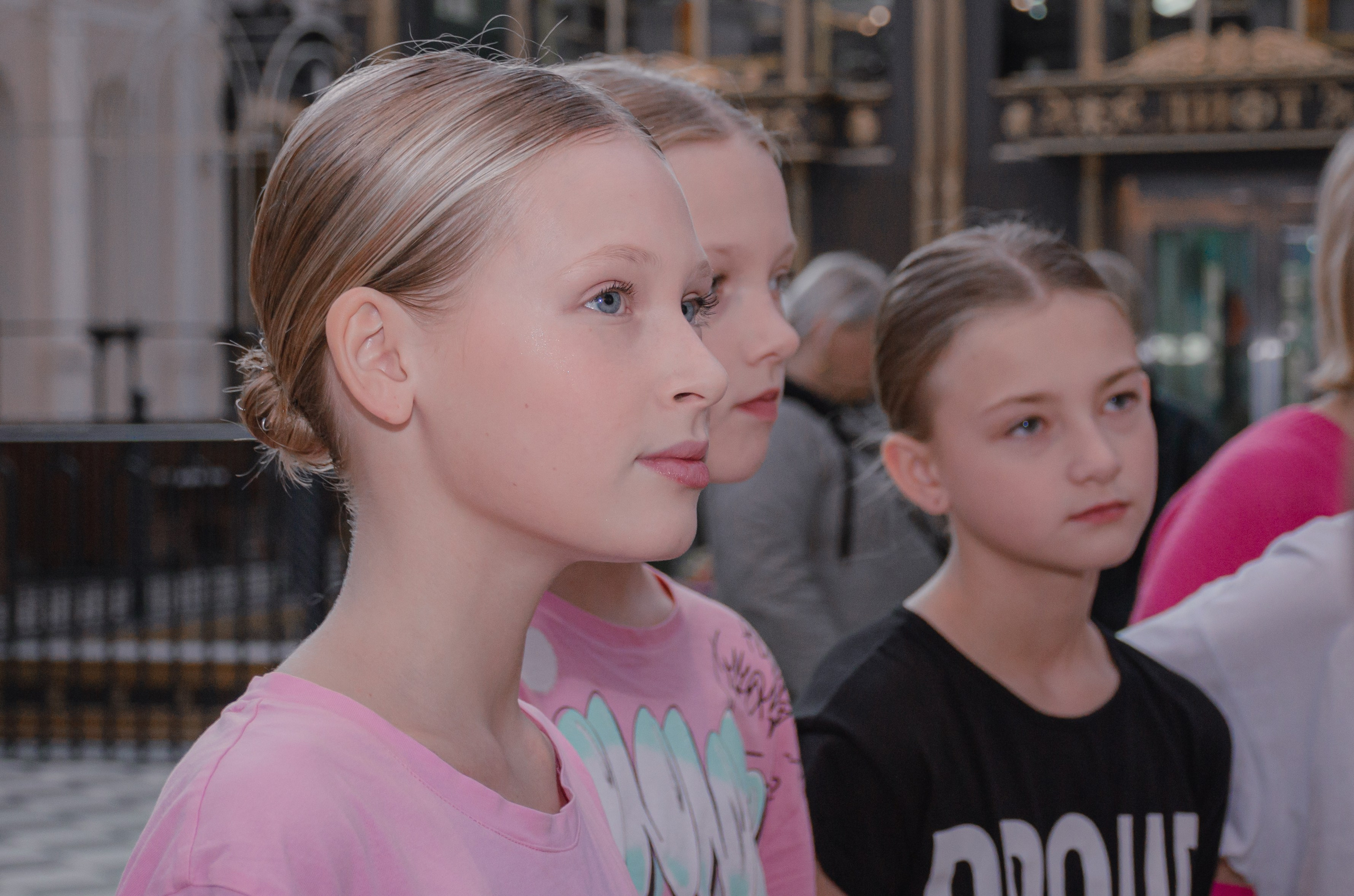 Показы мод. Портретный и репортажный фотограф в Санкт-Петербурге Варвара Жукова