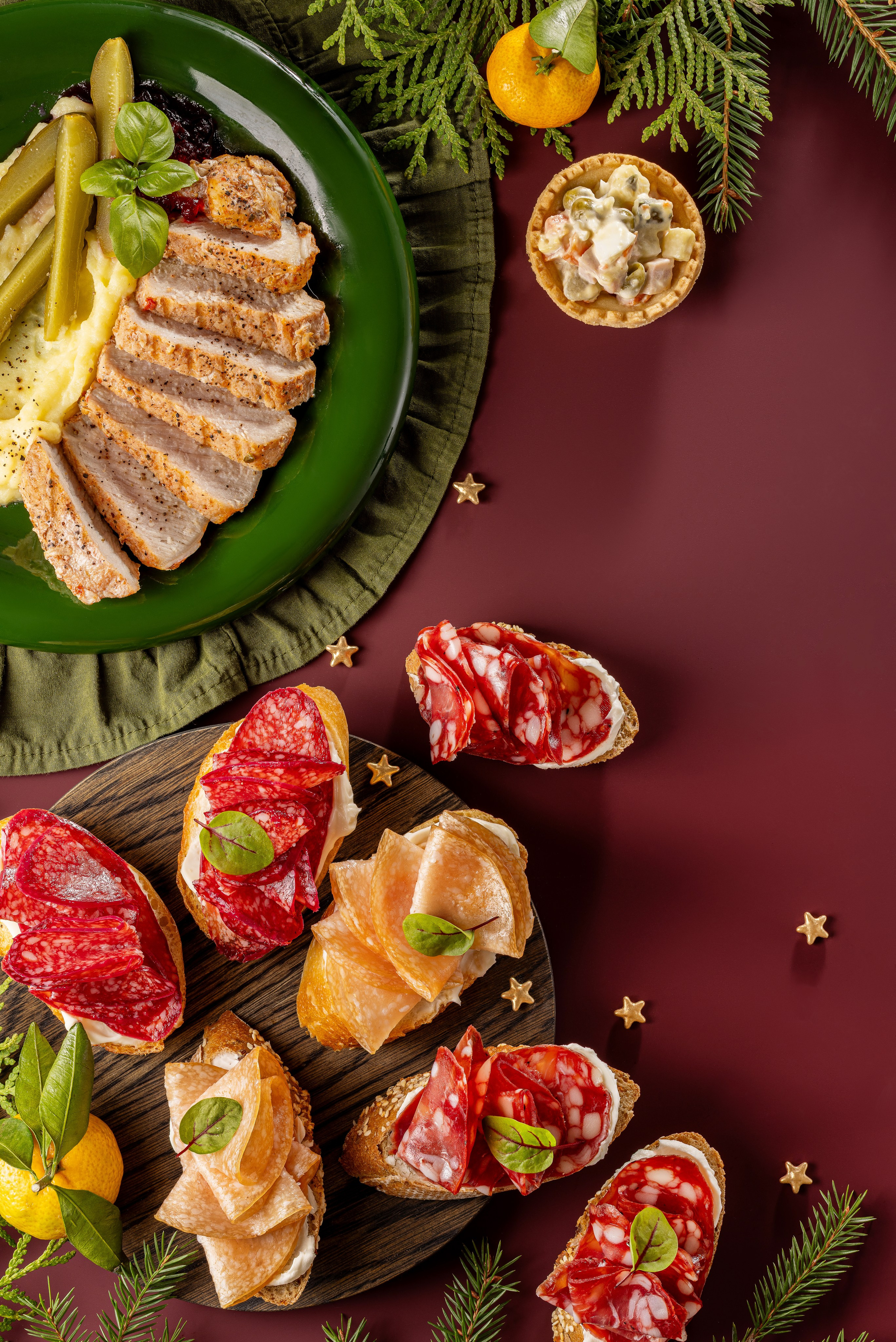 Новогоднее оформление для сети магазинов «Раменский Деликатес». Юлия Космо — фуд-фотограф, предметный стилист, Москва