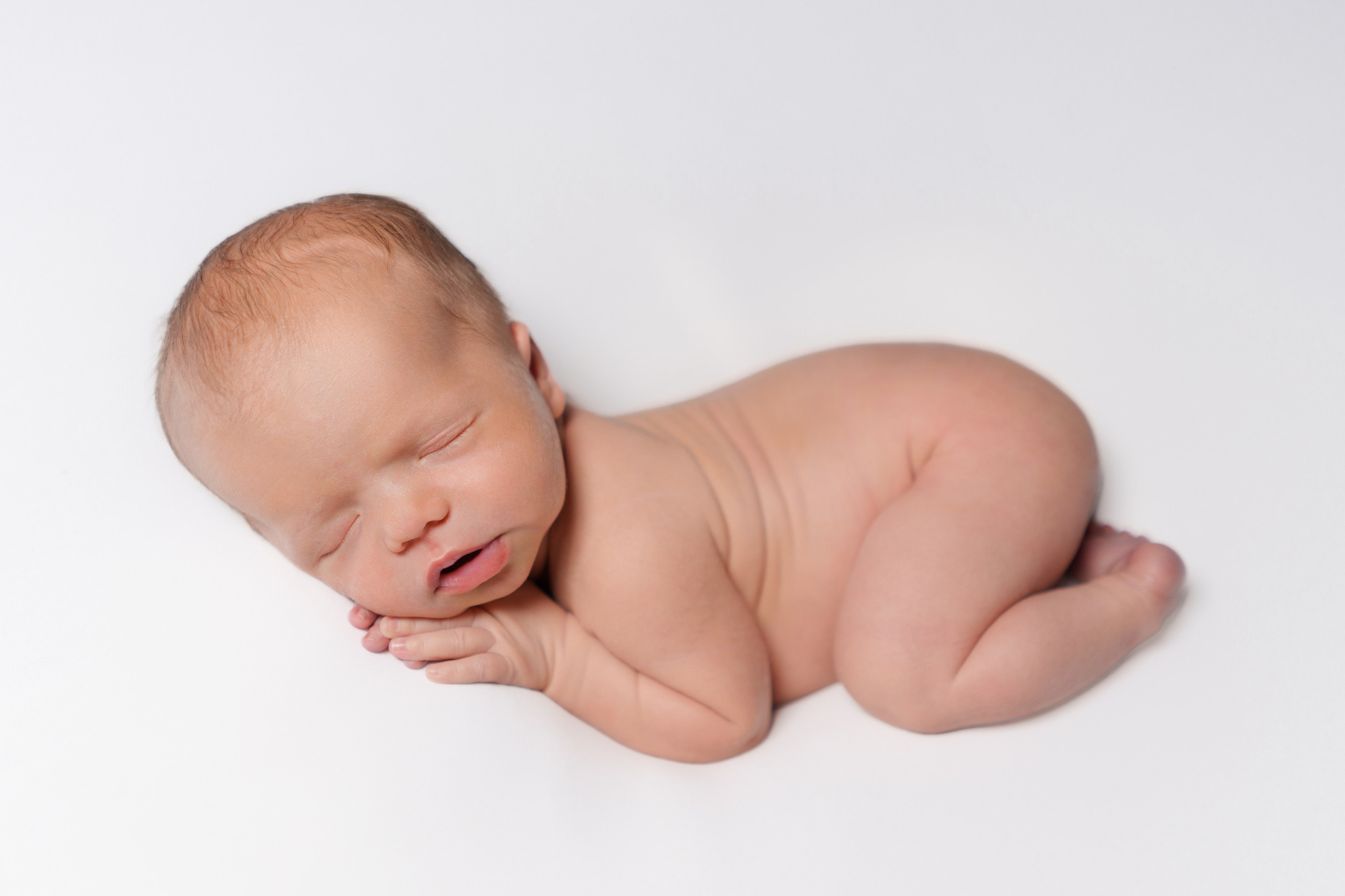 ✨. Профессиональный фотограф новорожденных Тверь