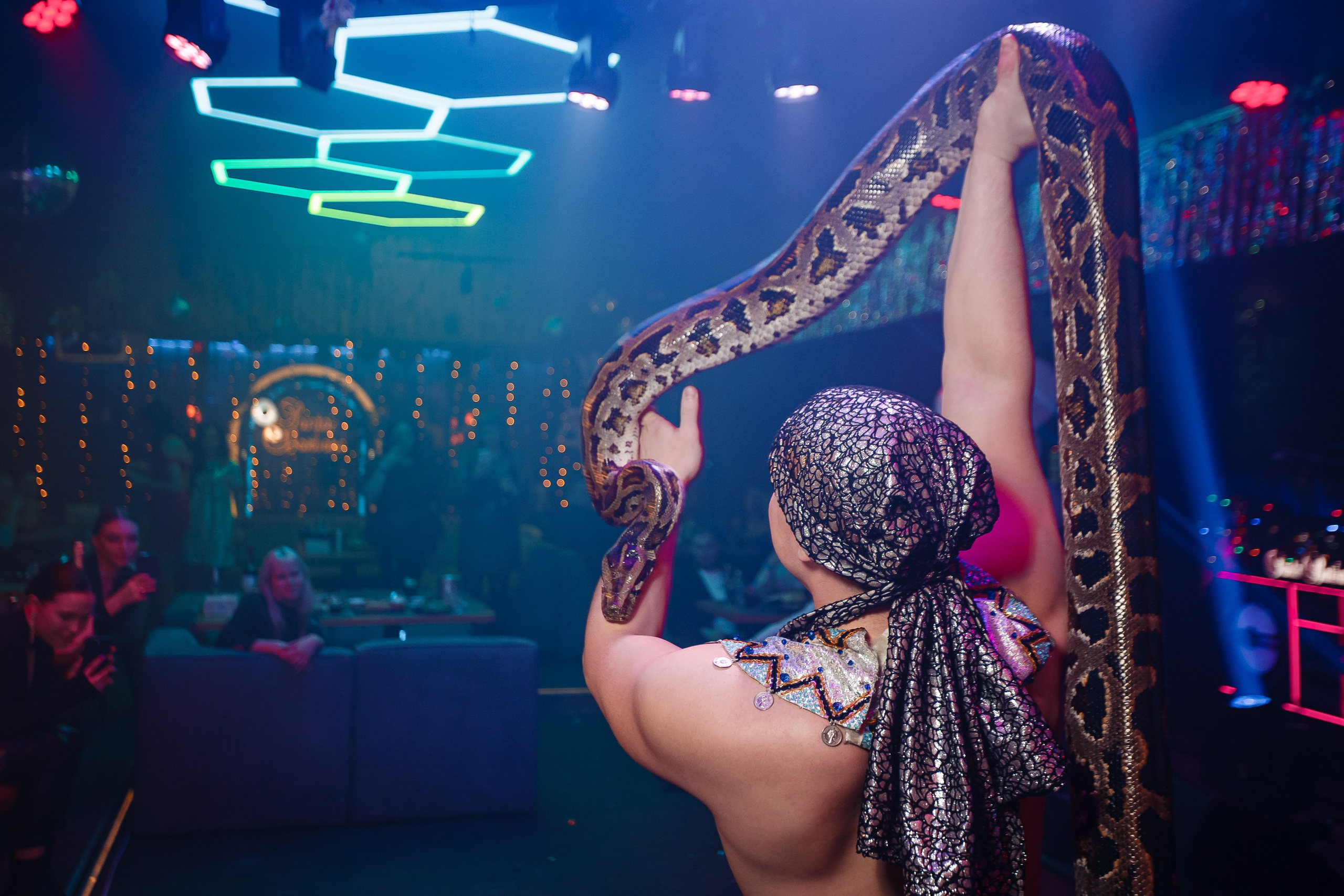 Новогодняя ночь_Santa Barbara_Симферополь_31.12.2024. Аминов Руслан | Фотограф