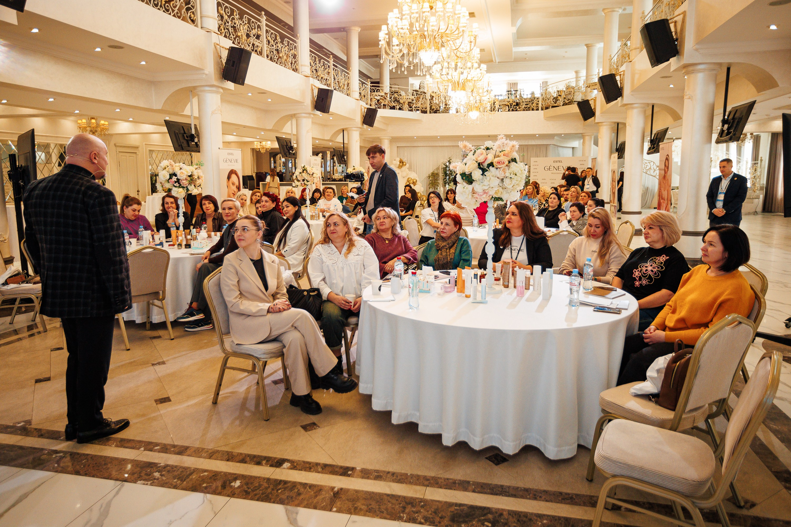 «Огарок» — или как бороться с эмоциональным выгоранием, тренинг-интенсив от профессора Сергеева М.Ю._Marhal_Сиферополь_13.02.2025. Аминов Руслан | Фотограф