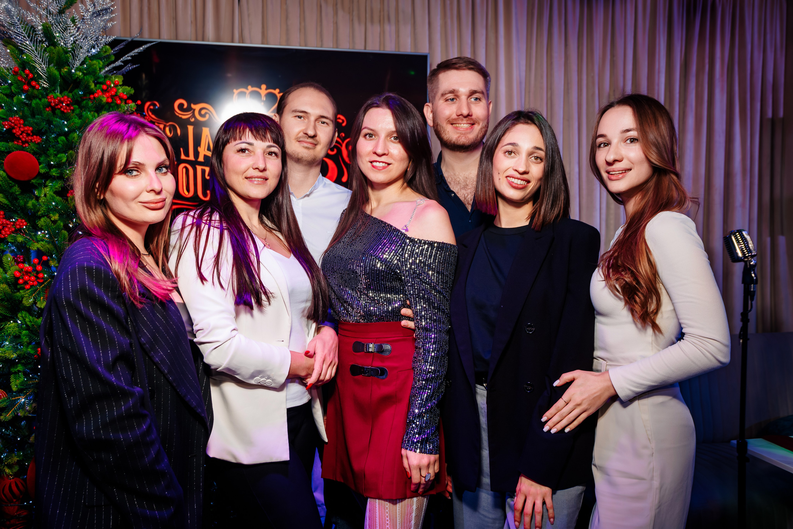 Вечеринка в караоке клубе «IMPERIAL JOY"_Ялта_27.12.2025. Аминов Руслан | Фотограф