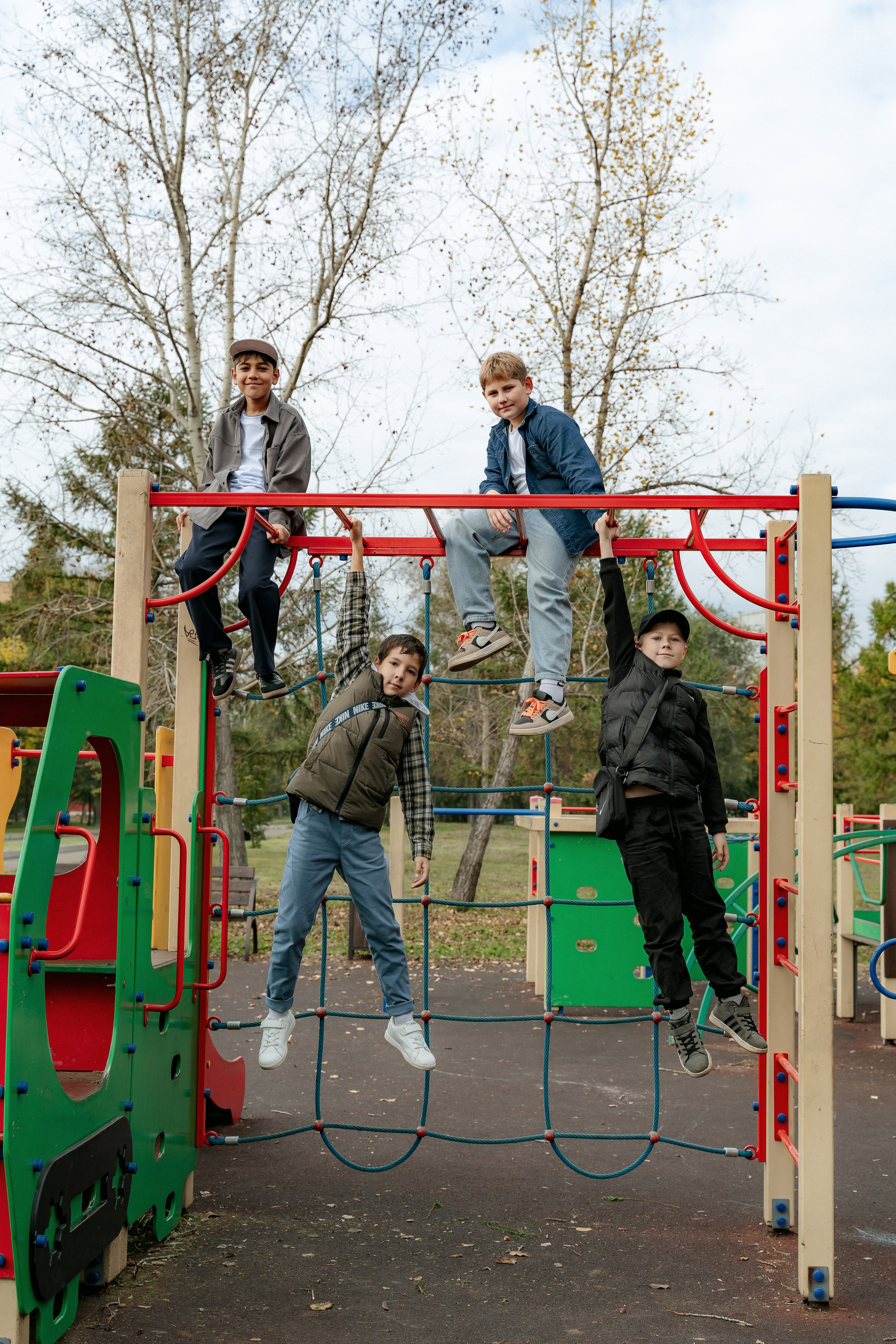 Фотосессия осенью в парке. 4 класс. Фотограф Ким Наталья в Красноярске