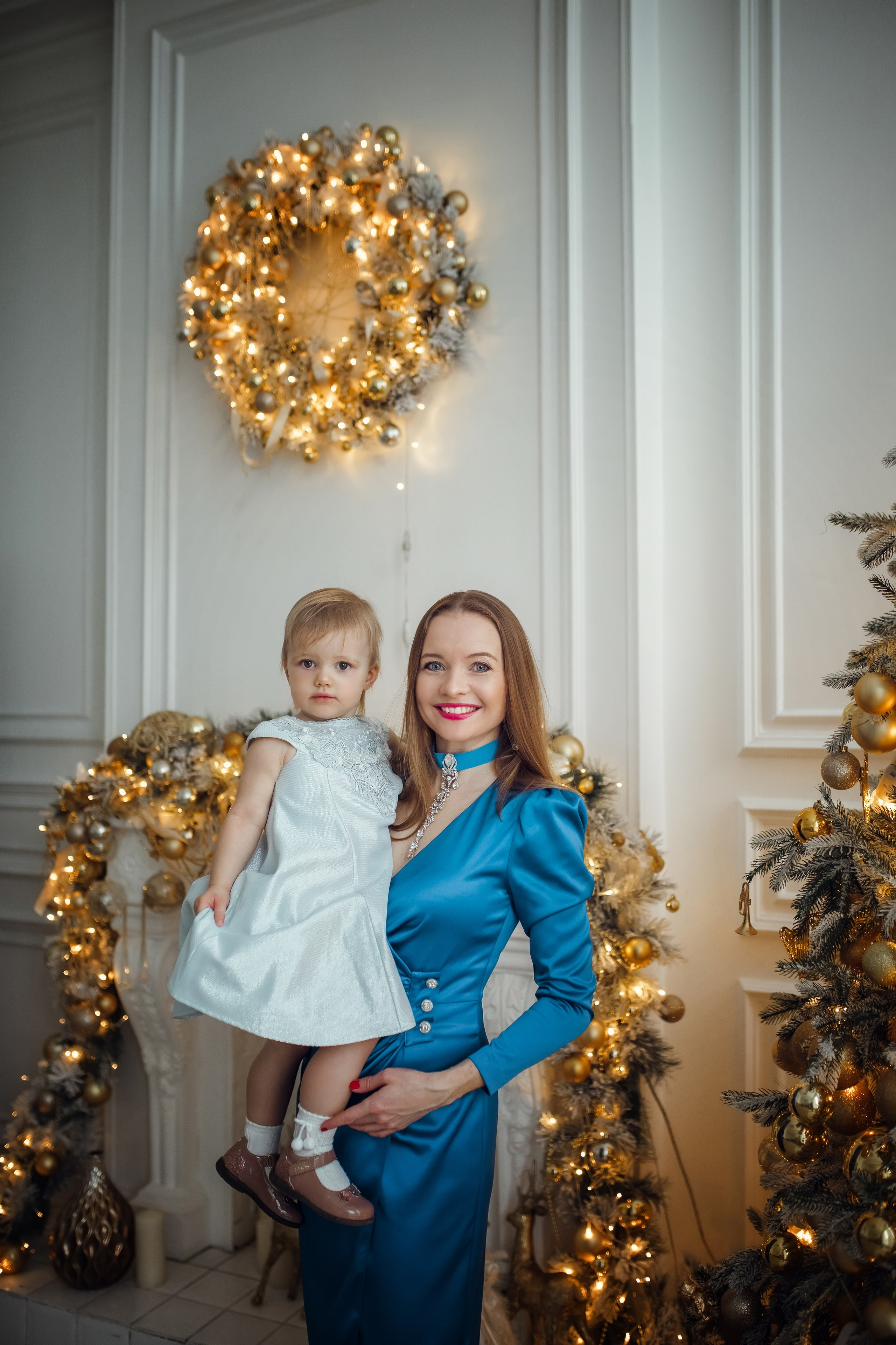 Машенька и Светлана. Фотограф на Крещение, семейный фотограф в Москве