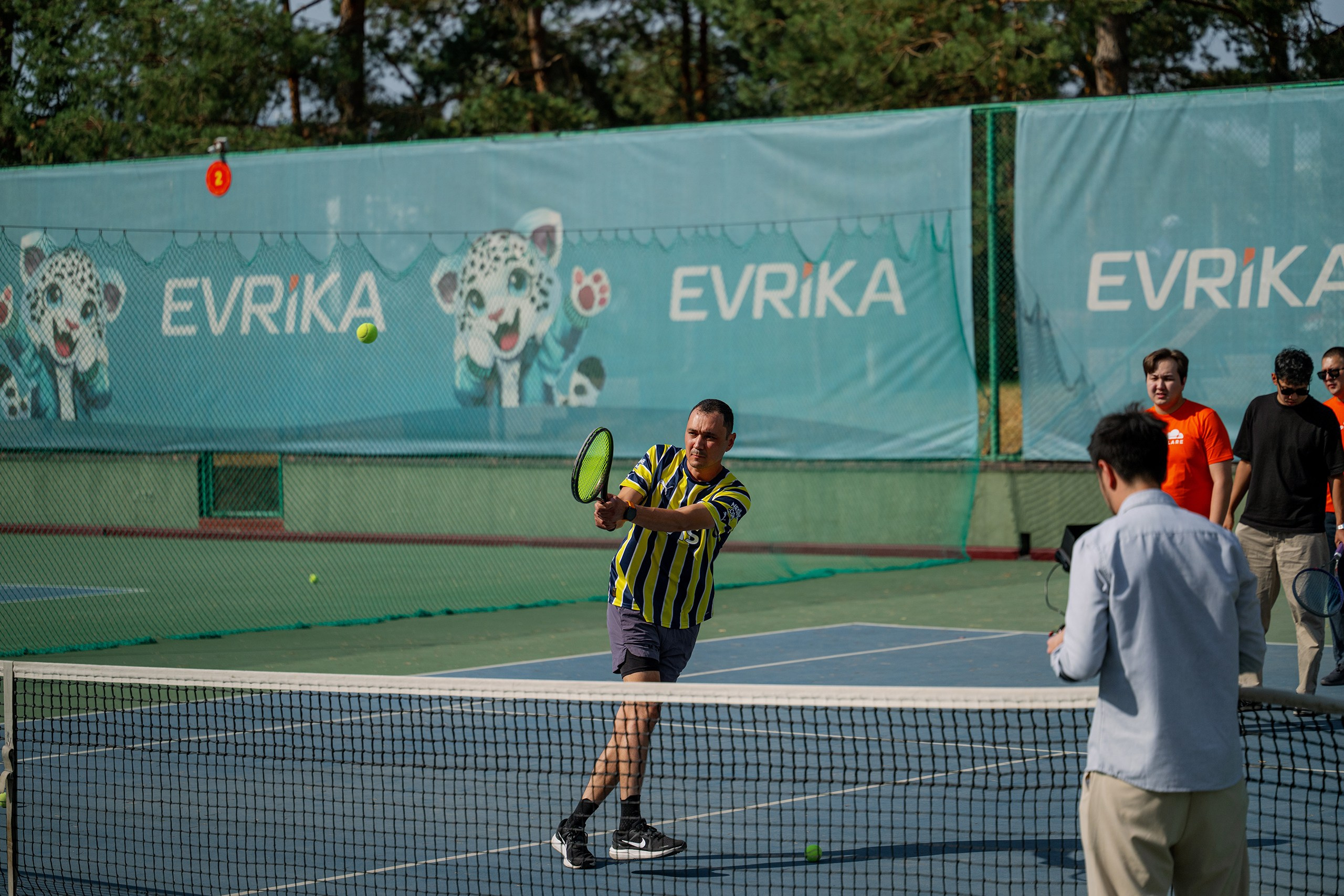 Конференция/Игра в тенис — BakoTech&Cloudfire. Фотограф в Алматы — Алексей Коньков | Репортаж, свадьбы, портреты