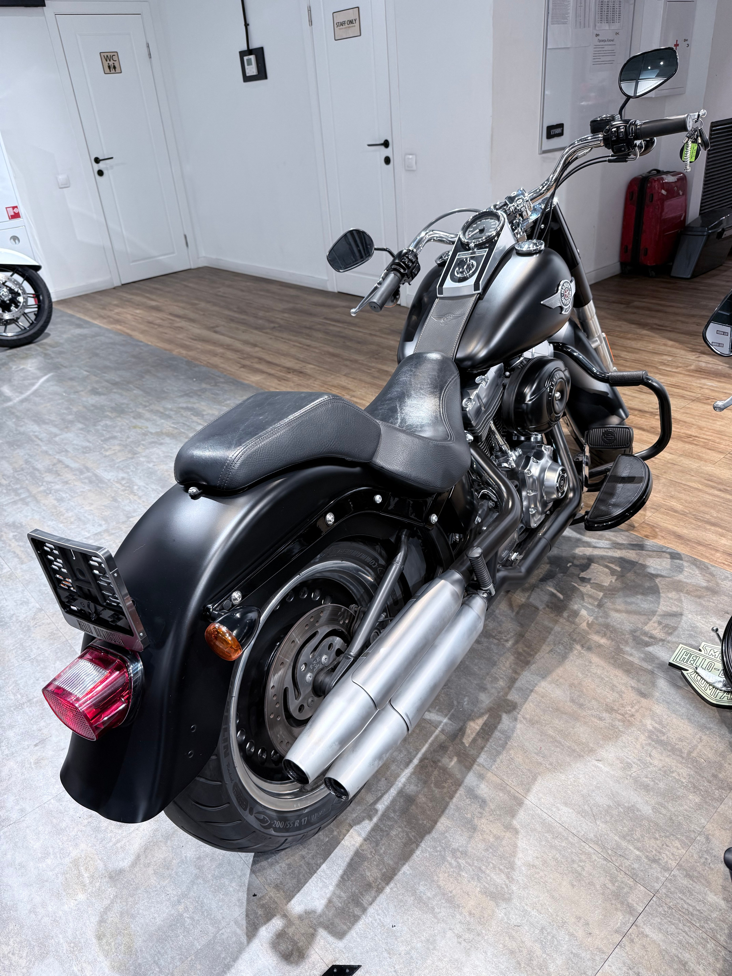 2014 Fat Boy Black Matt ABS. Hello Davidson, Москва. Только хорошие мотоциклы…