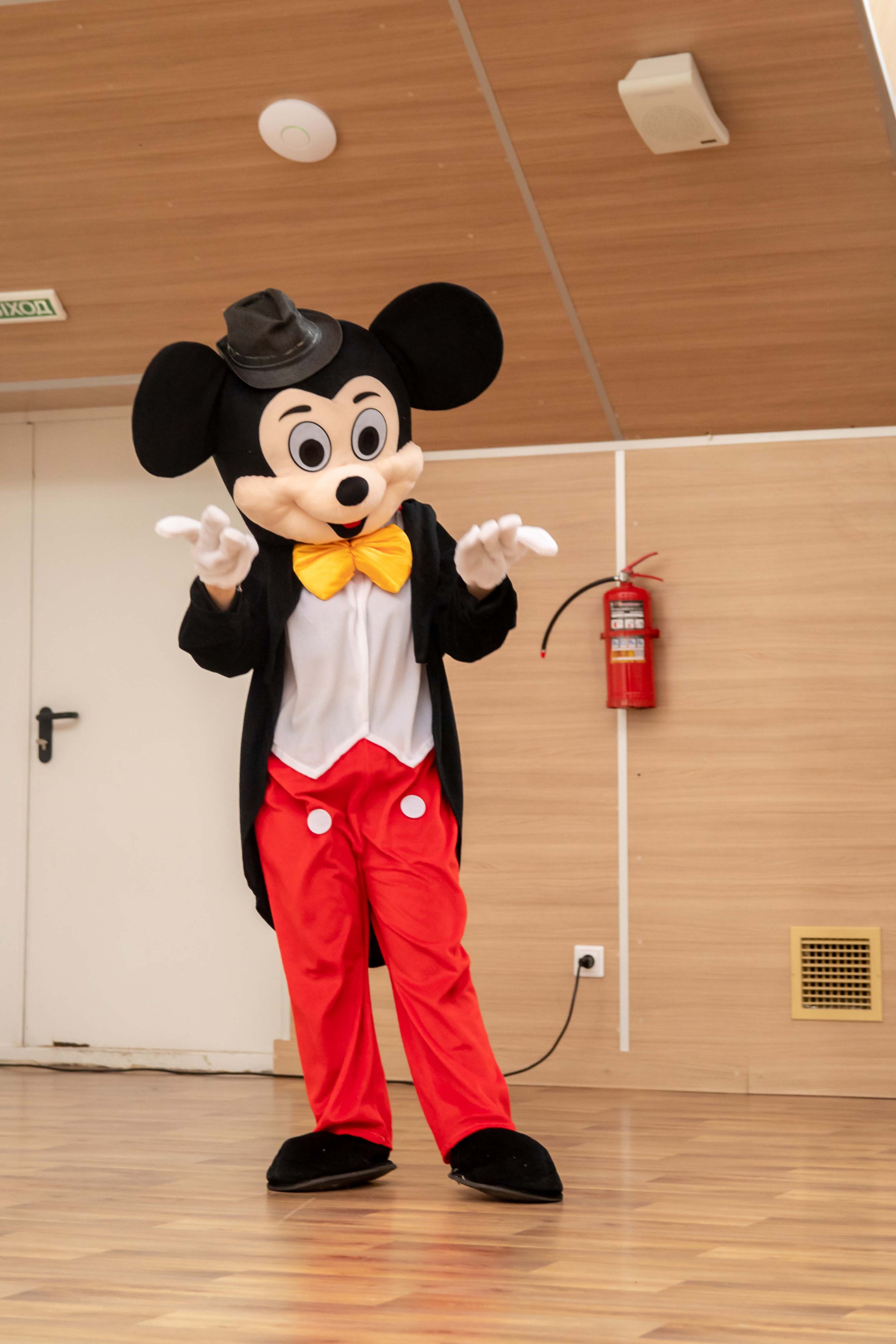 Благотворительный концерт. Часть1: Дети. Репортажный Фотограф