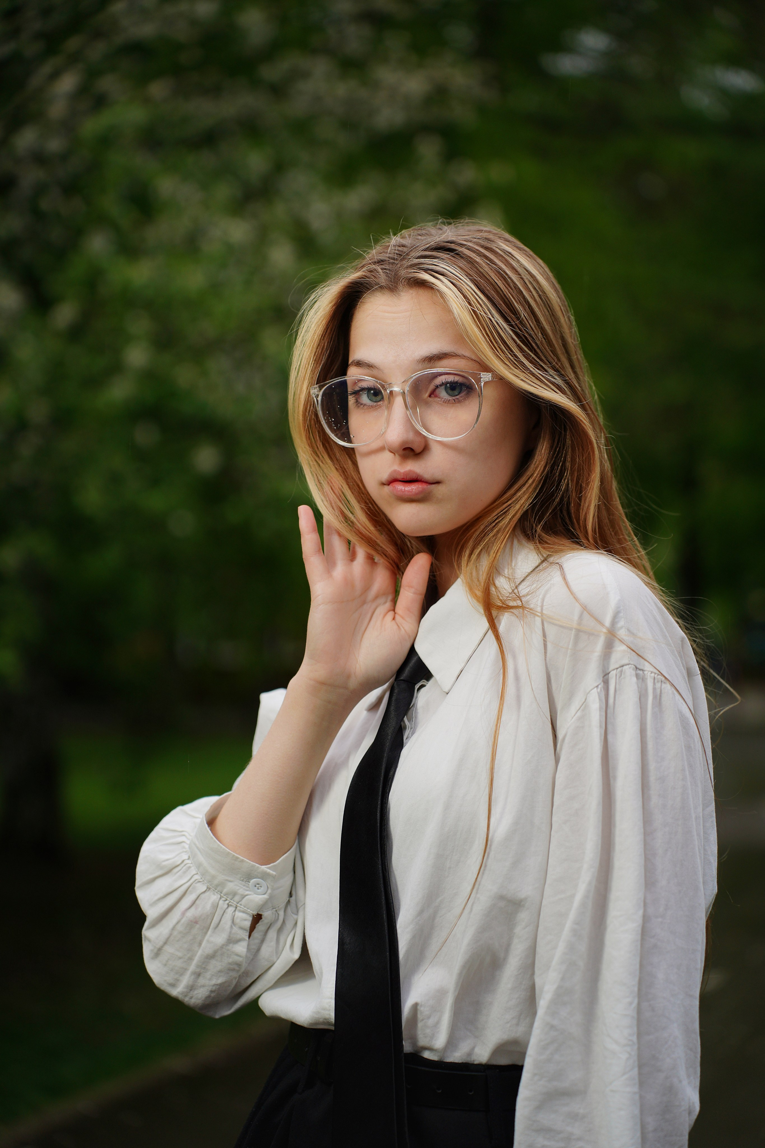 Оля Яблоня. Pupov.png