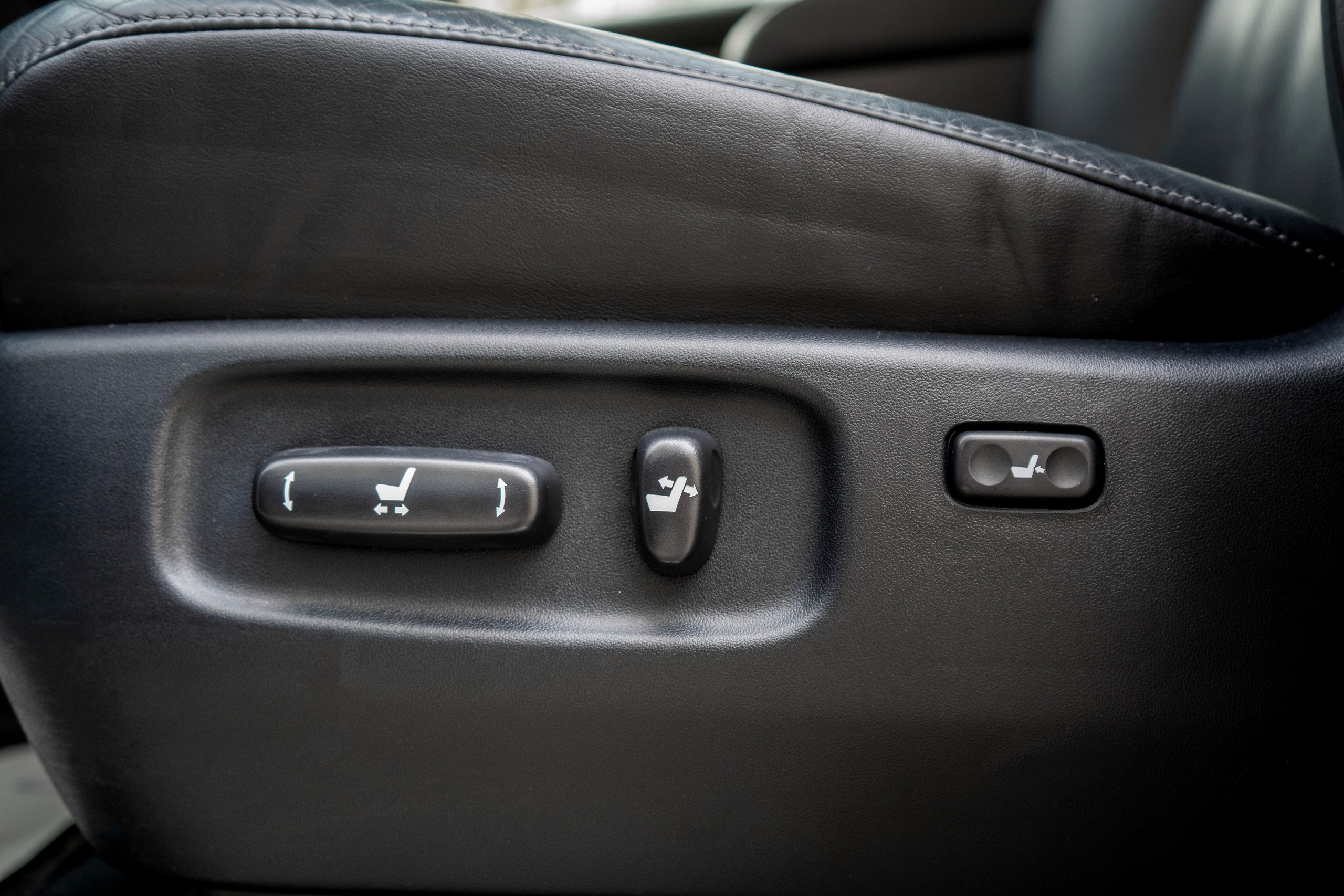 Toyota Land Cruzer 200