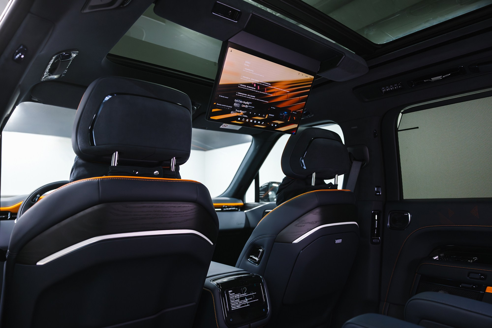 Zeekr 9X 2.0hyb 4WD AT (1401 л. с.) 2025, последовательно-параллельный гибрид, АКПП, 4WD. Автосалон «Х-Авто»