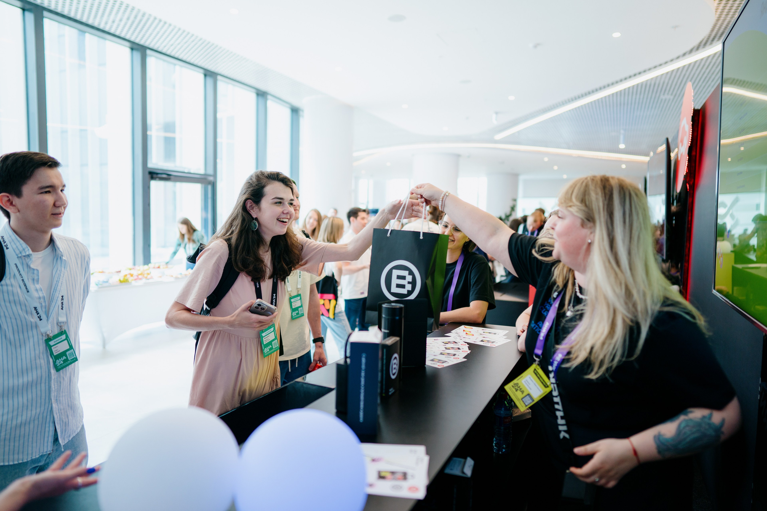 Aha! — 6 июня 2024. Фотобанк Матемаркетинг