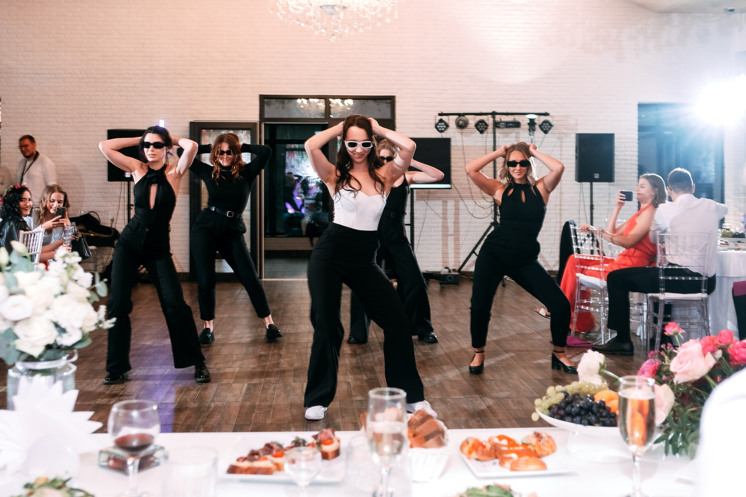 «С 1-го МЕДЛЯКА в лагере до 1-го ТАНЦА на свадьбе» — ЧАСТЬ 2. Свадебный фотограф Никита Росин | Смоленск, Москва, СПБ