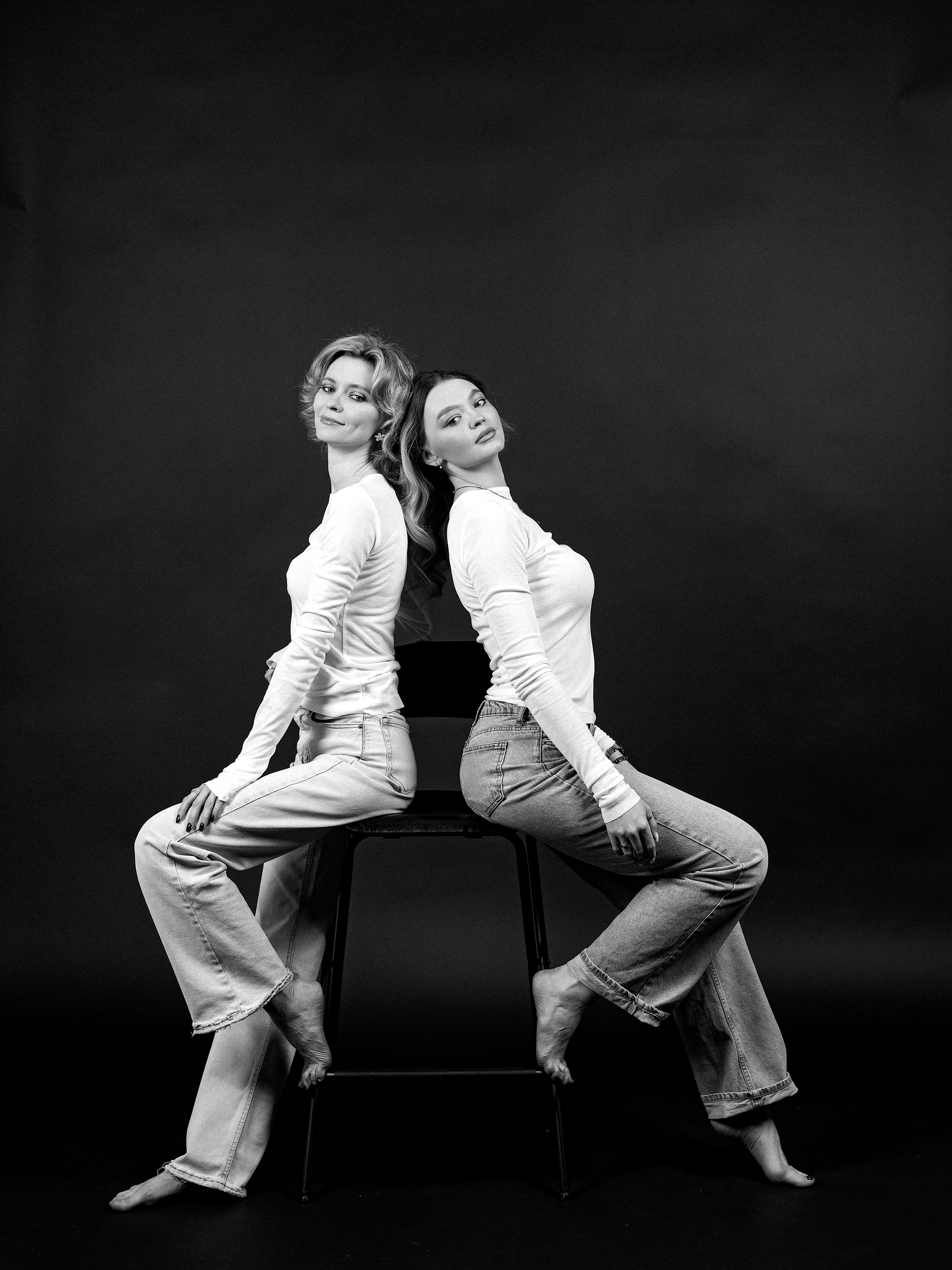 Дарья и Анна. Фотостудия без фотографа Чехов. Первая студия автопортрета в Чехове