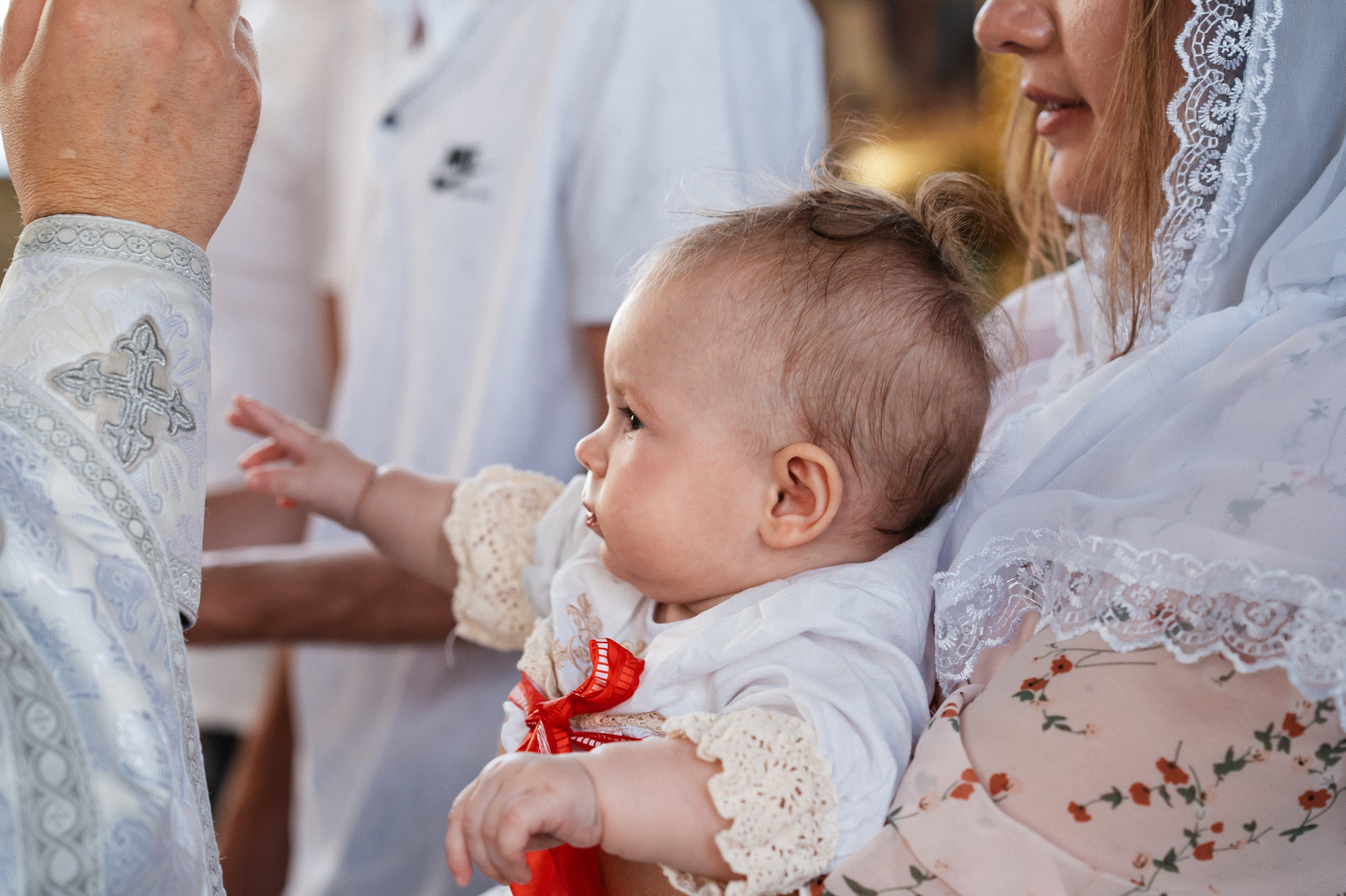 Таинство Крещения Дарьи (Храм Преполовения Пятидесятницы). Фотограф Ярута Оксана / Ростов-на-Дону