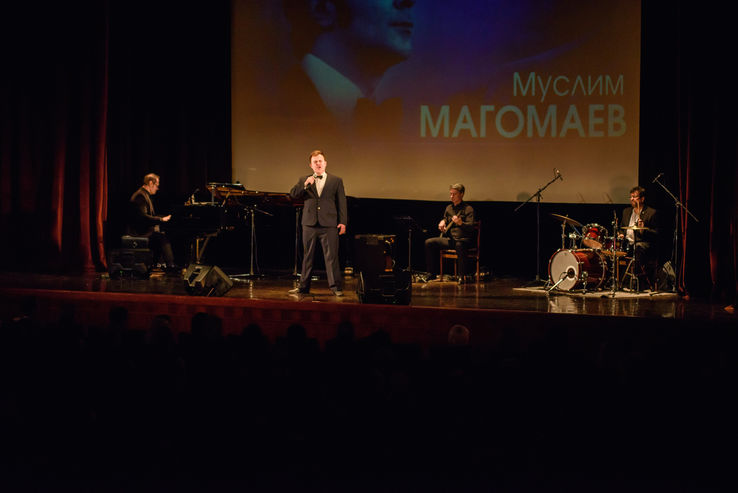 Памяти Анны Герман и Муслима Магомаева — «Имена на все времена», ЦДЛ. Бренд-фотограф для экспертов и блогеров в Москве Влада Горбовская