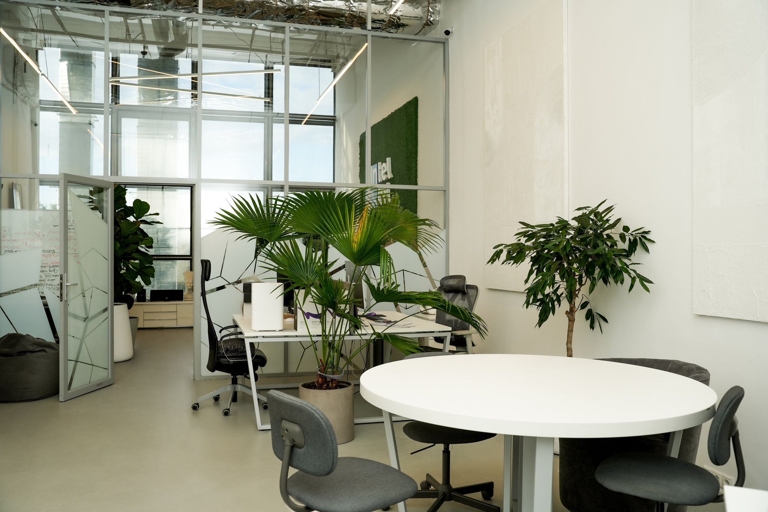 Офис. Фотограф Элина Задорожная