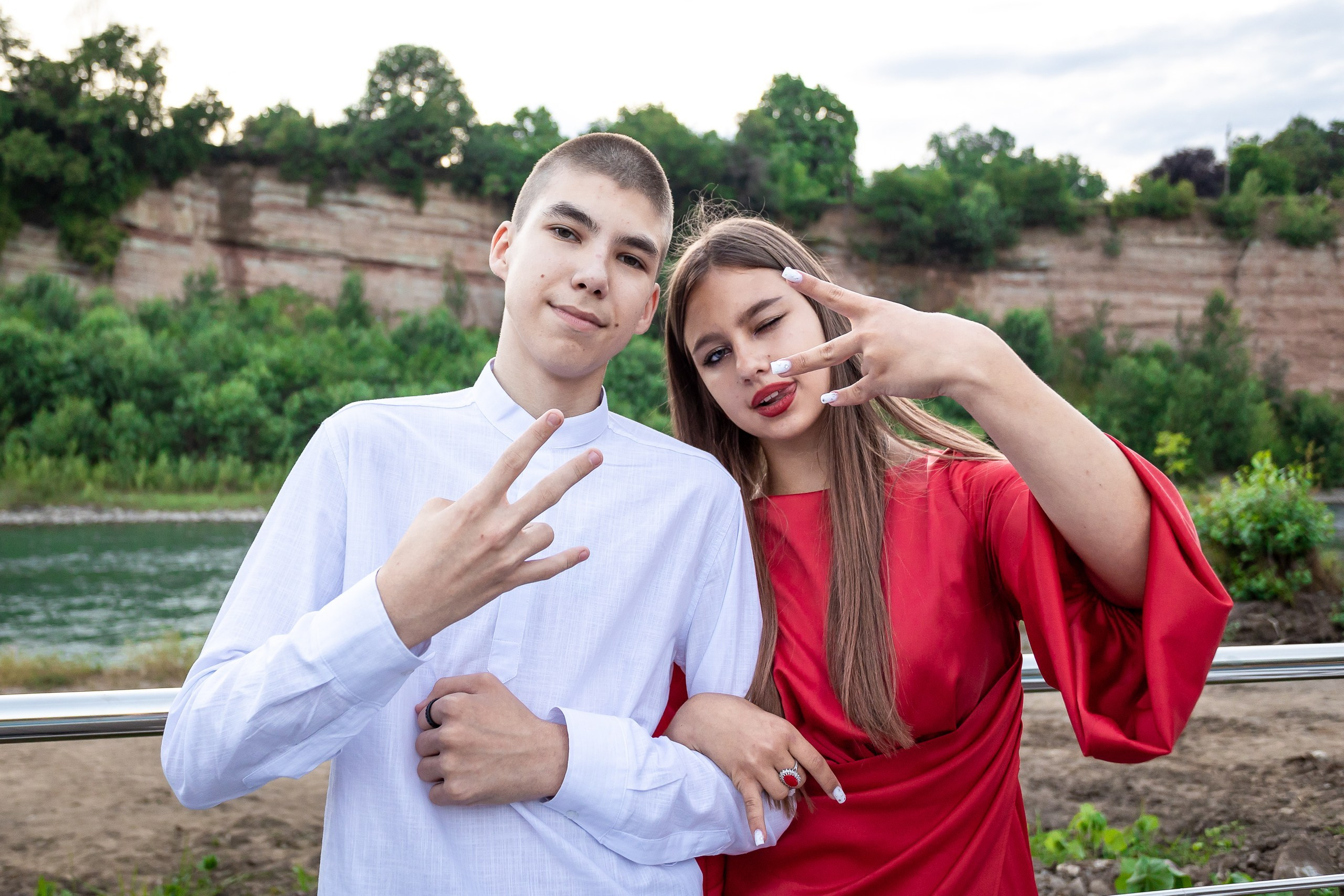 Вручение аттестата и выпускной вечер. Выпускные альбомы Майкоп, Краснодар Елена Золотарева