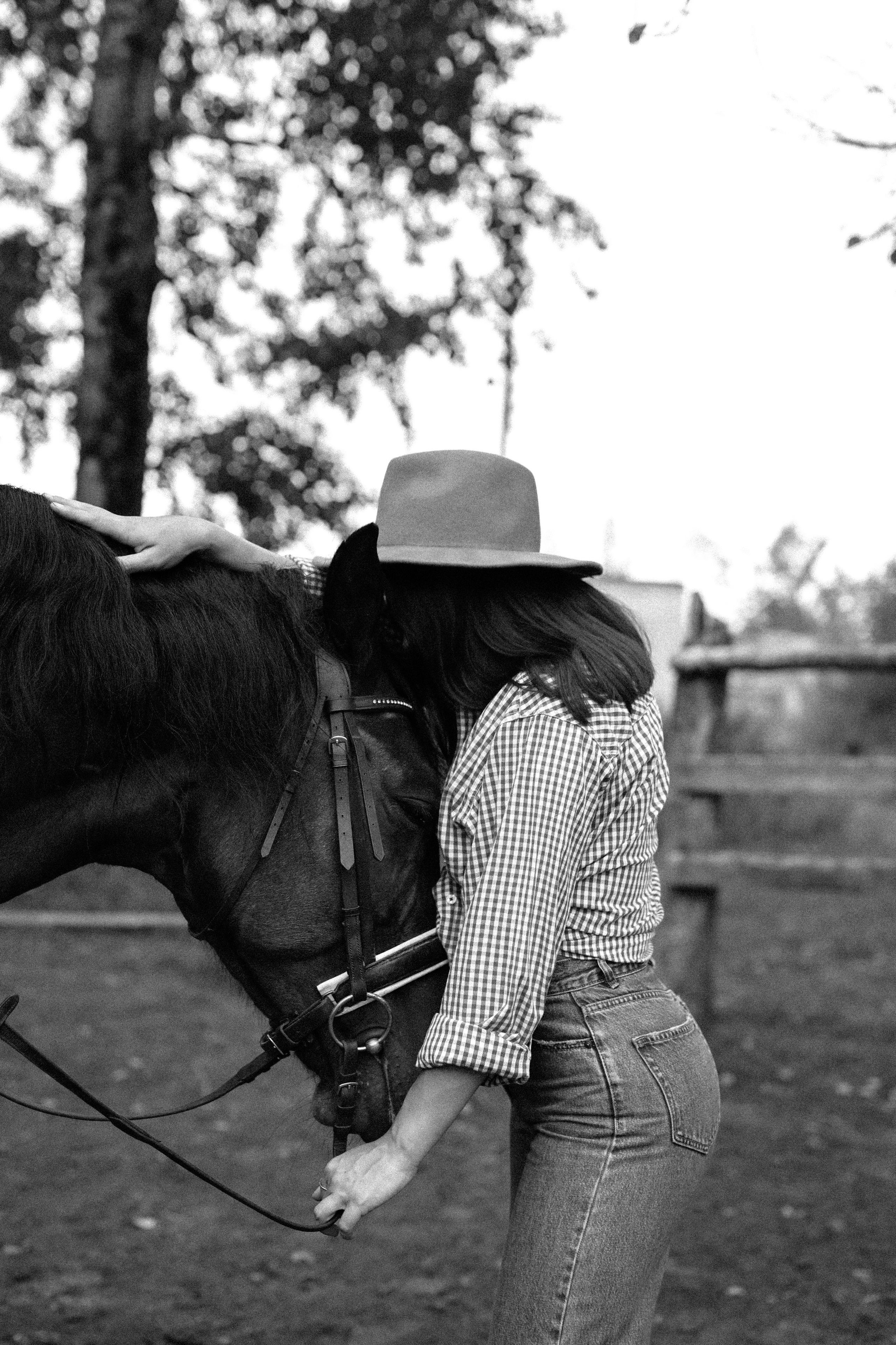 Юля с лошадками. Фотограф Нижний Новгород Юлия Болдырева