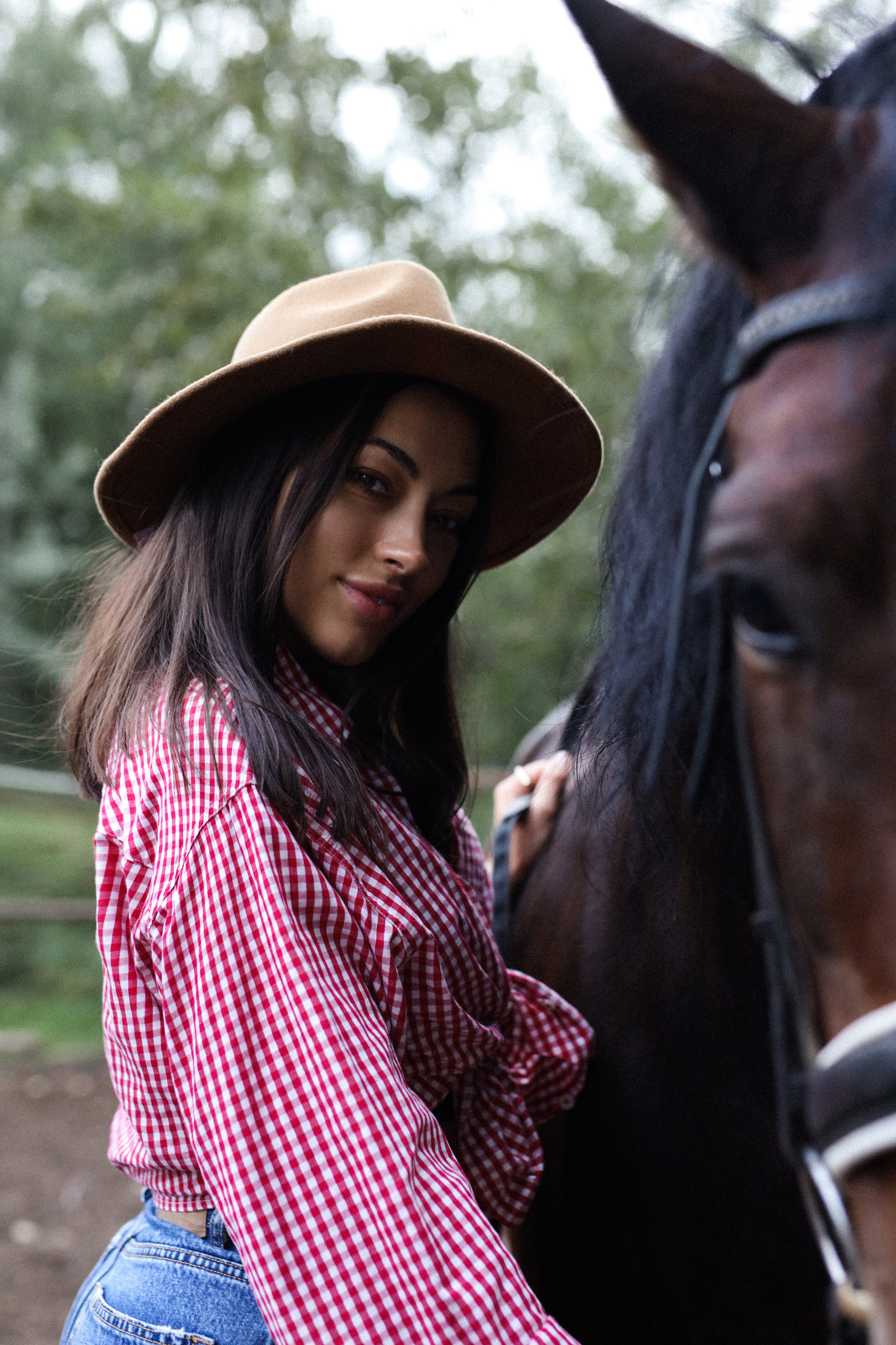 Юля с лошадками. Фотограф Нижний Новгород Юлия Болдырева