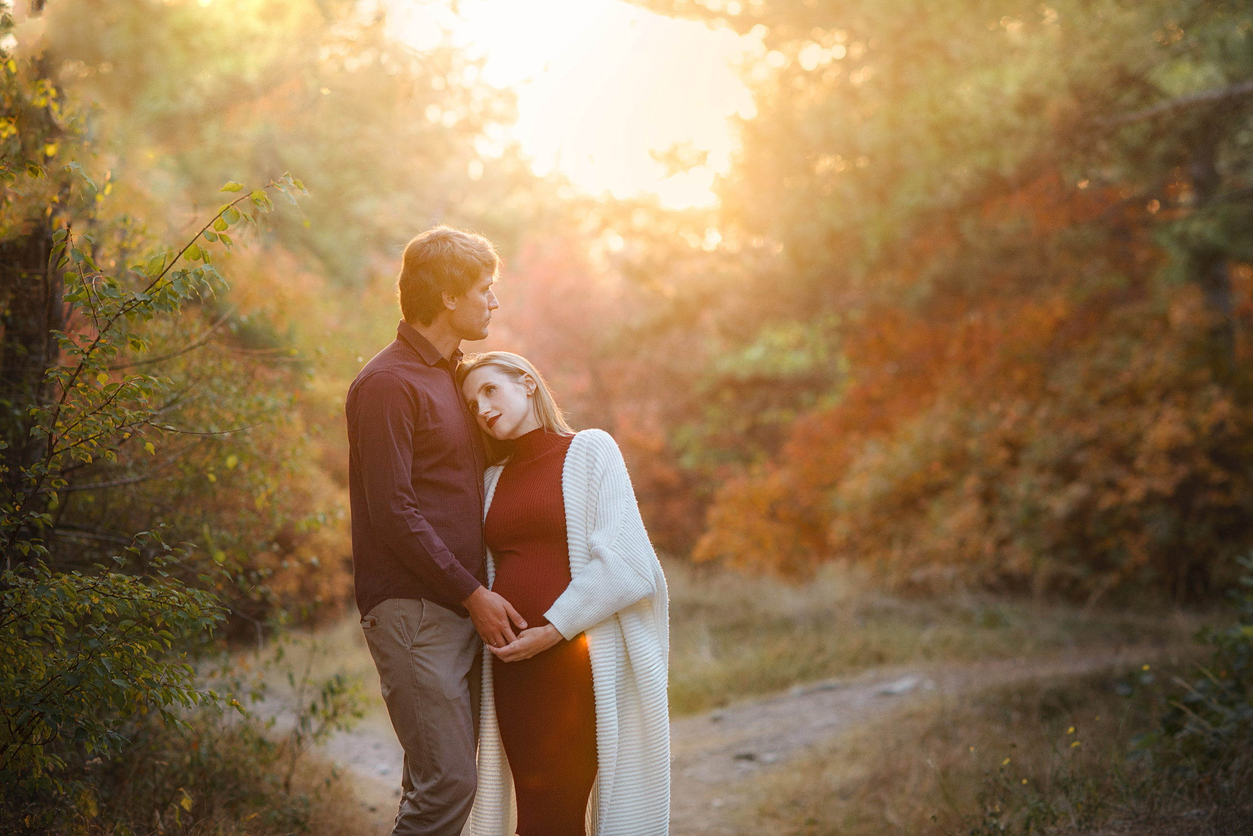 Прогулочная осенняя фотосессия «В ожидании» для Сергея и Татьяны. Фотограф Симферополь Крым Ольга Топоривская