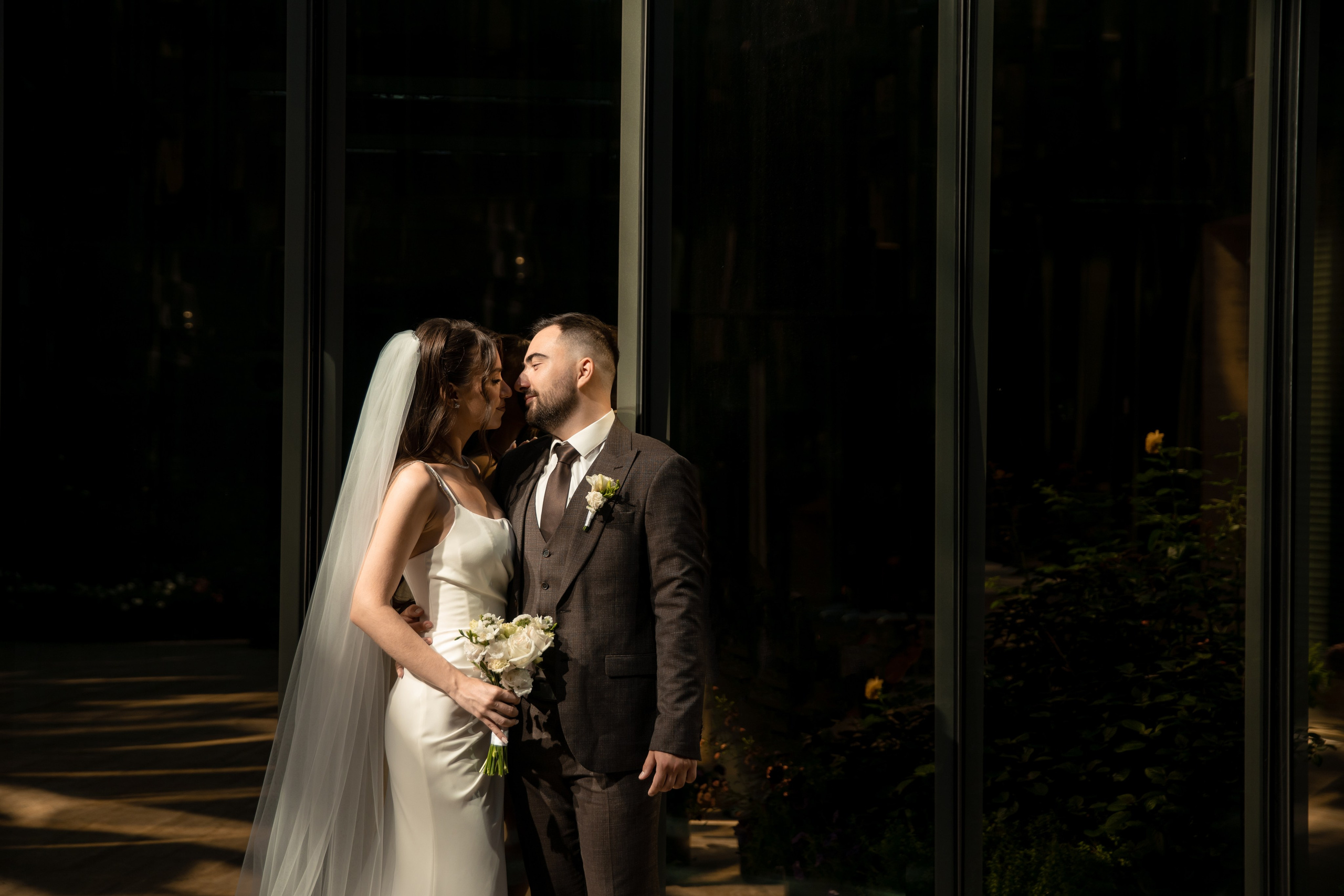 Анна и Александр / Прогулка + ЗАГС. Свадебный и семейный фотограф в Москве Диана Левченко