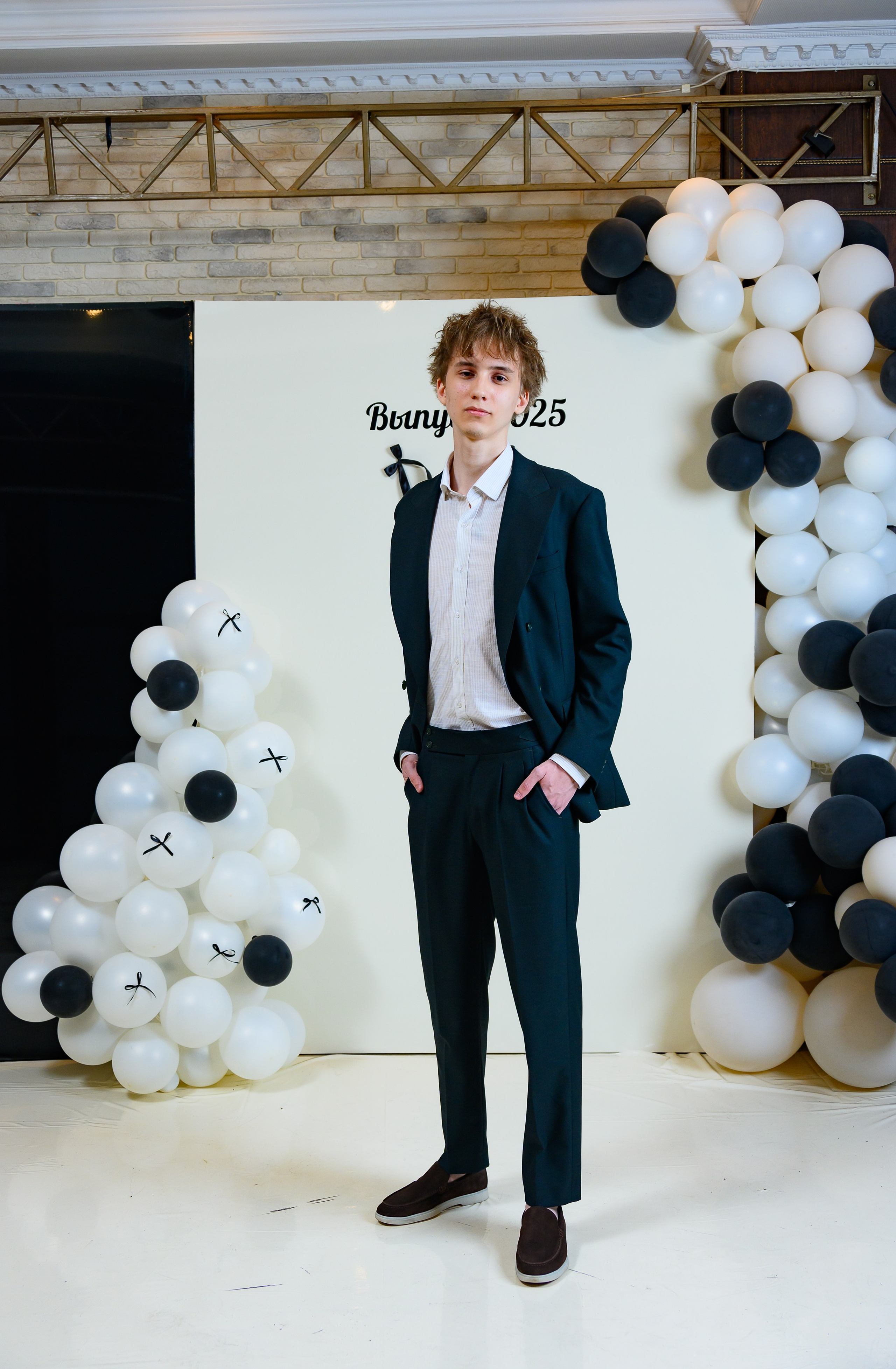 Выпускной 2025 11 кл. Семейный и детский фотограф в Новороссийске Лебедева Елена