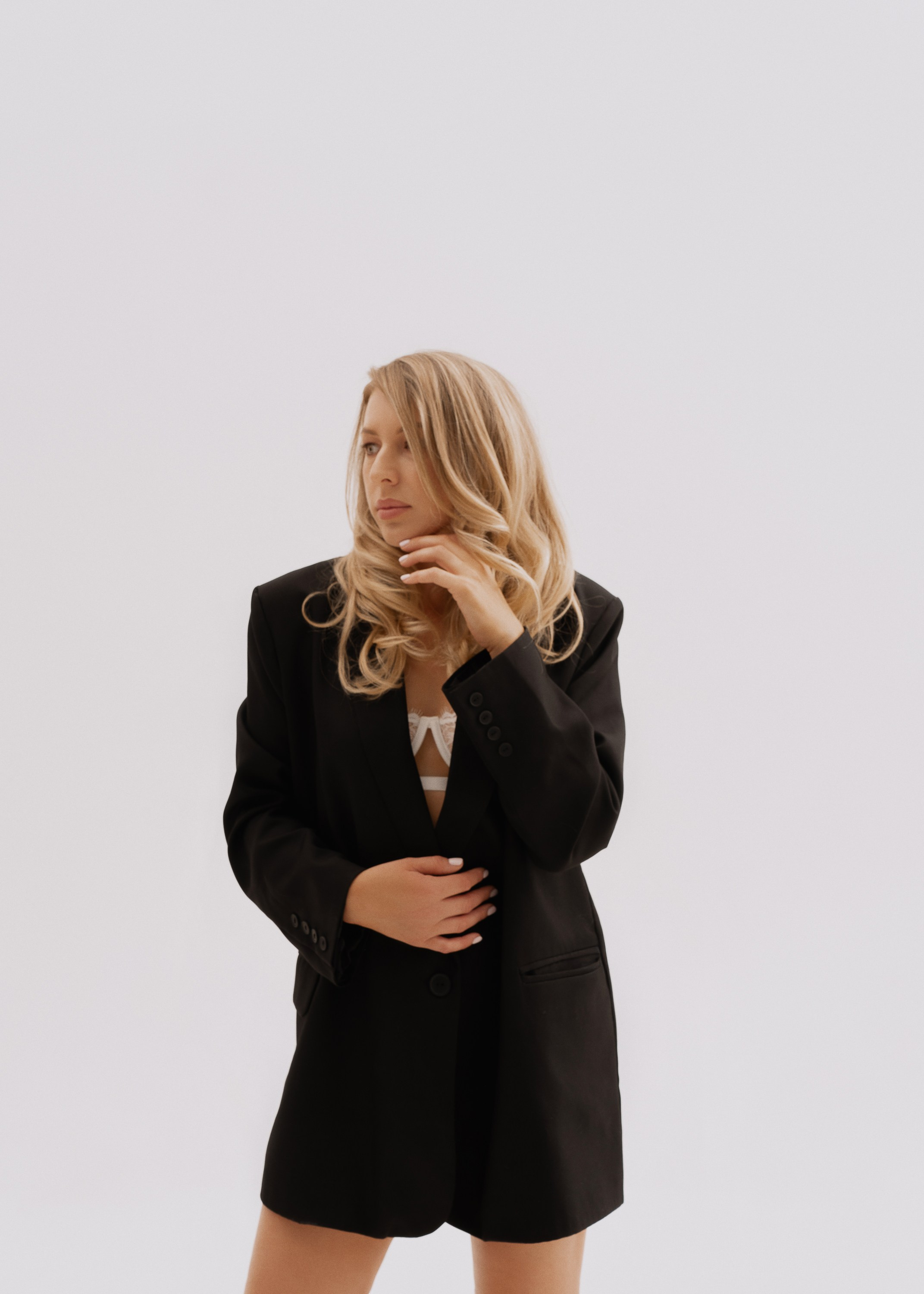 ЮЛЯ. Женский портрет