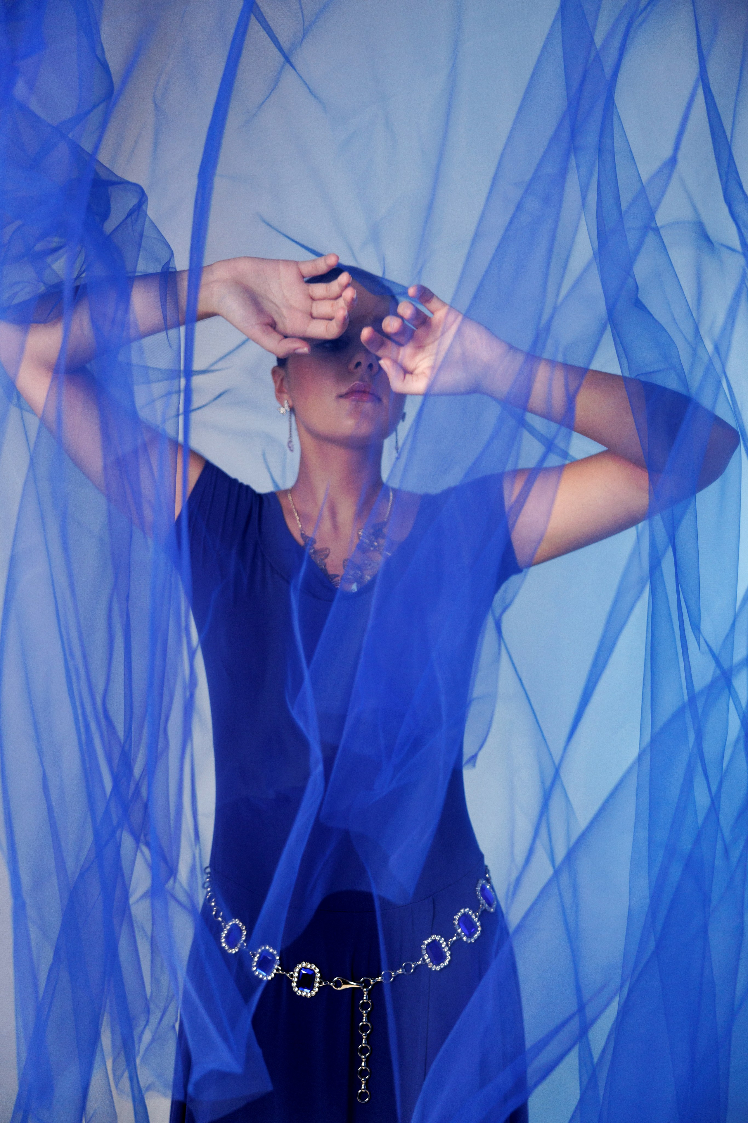 Фотосессия с цветным светом. Лиза. Фотограф в Воронеже Галина Фурсова