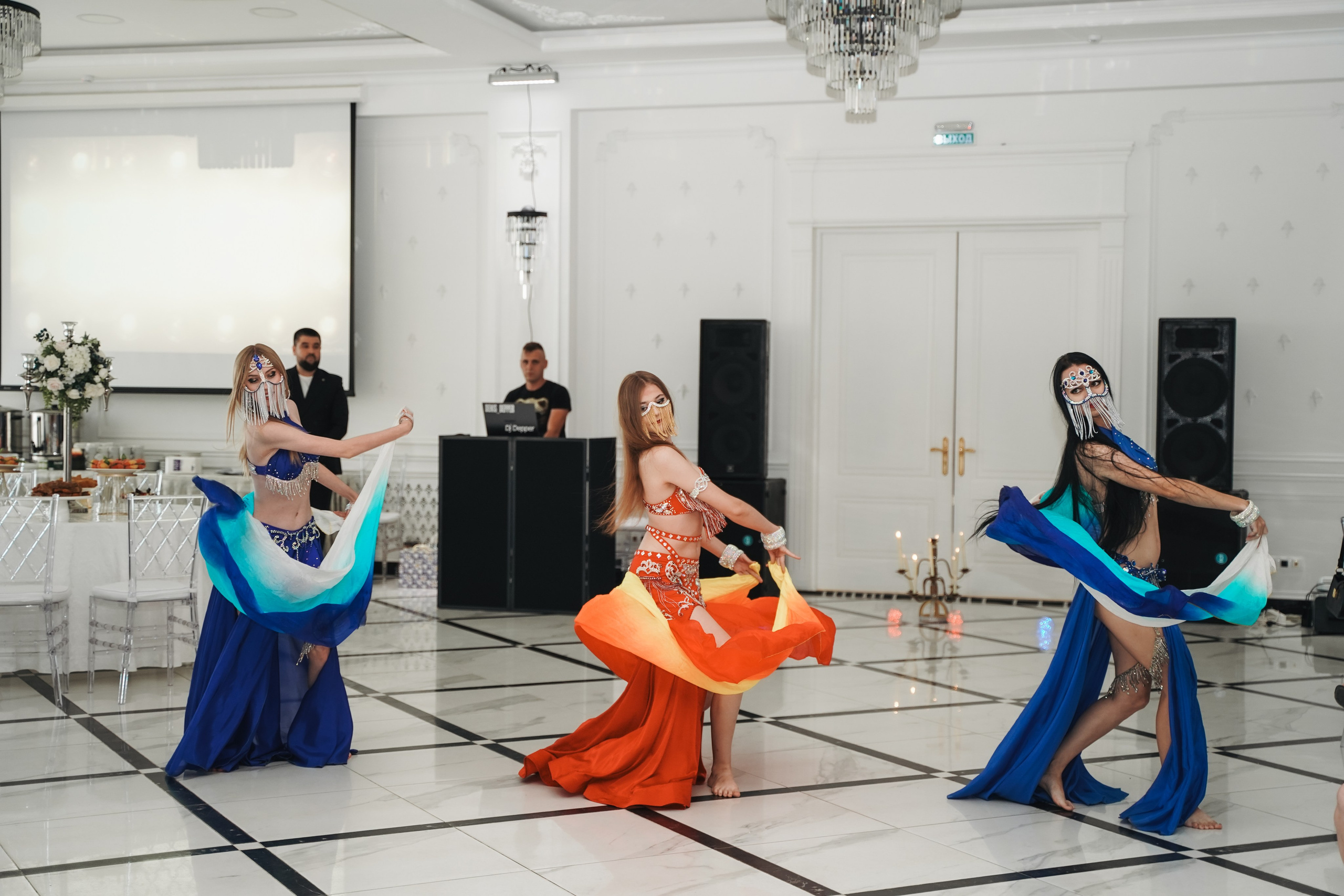 Владислав и Ксения. Фото и видео для вас в Астрахани!