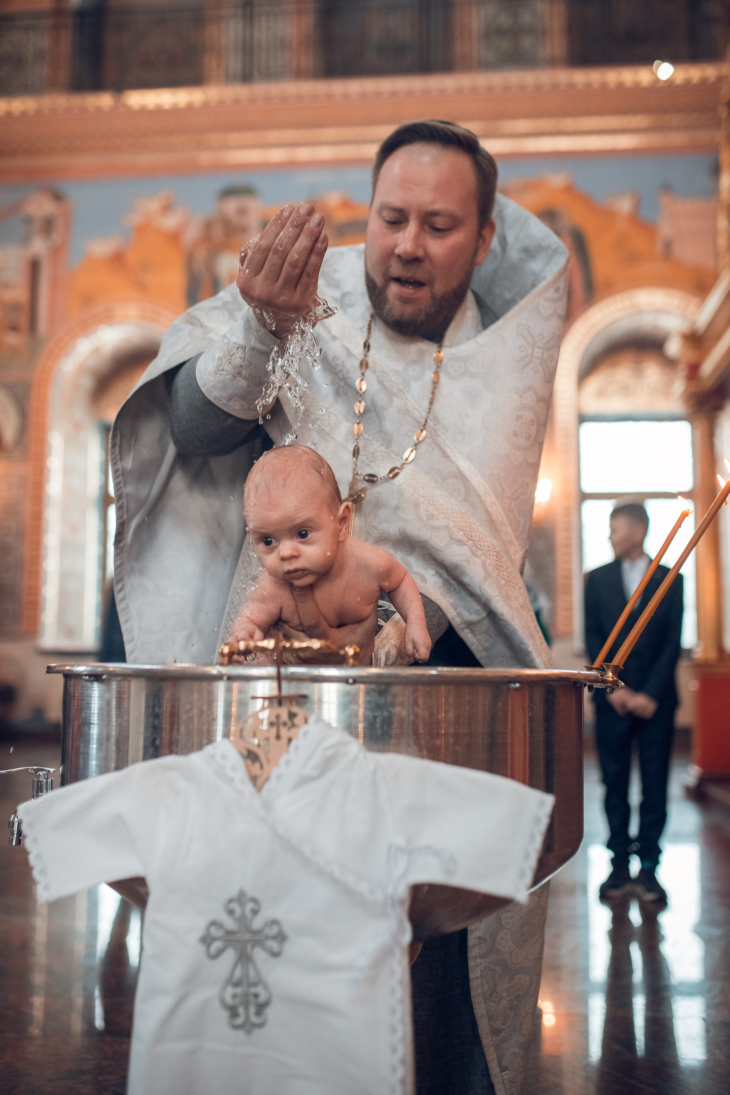 Крещение младенца Руслана в храме Георгия Всеволодовича. Екатерина Крапивина фотограф церковных Таинств в Нижний Новгороде
