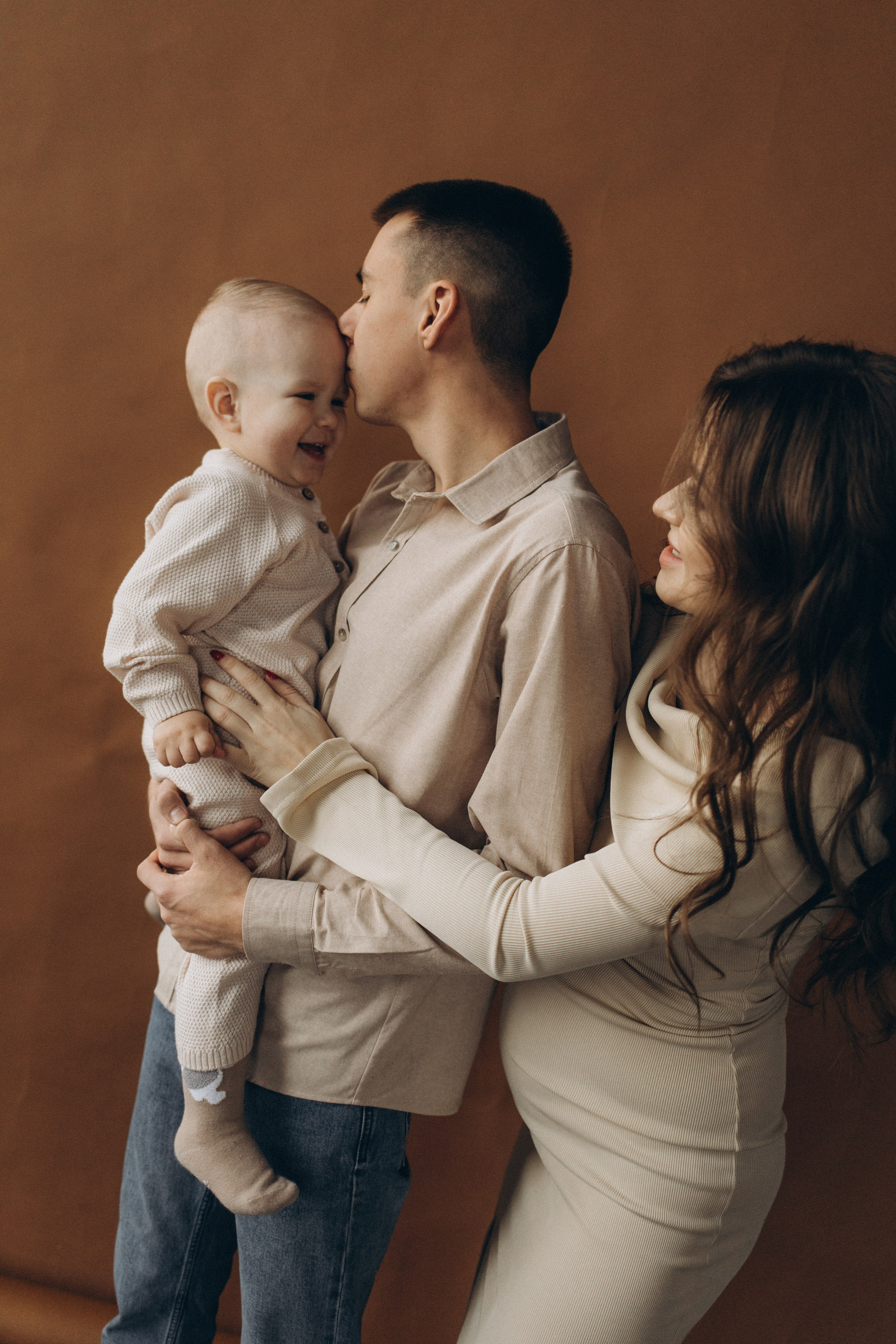 Ира, Данила и Марк. Главная