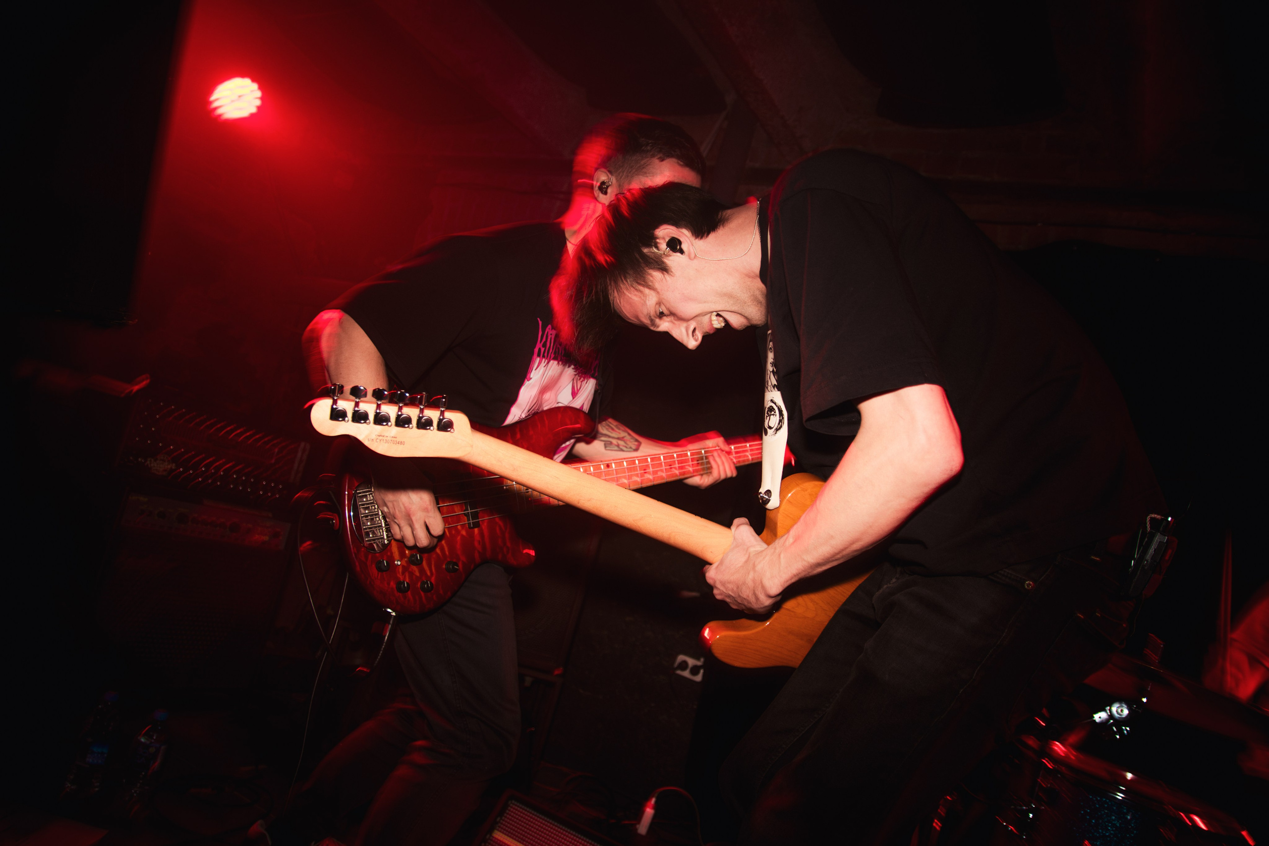 Laugar & Шумы Штормовых Широт & Пожары На Дальнем Севере 11.10.2025. Репортажный фотограф в Москве Legiodot