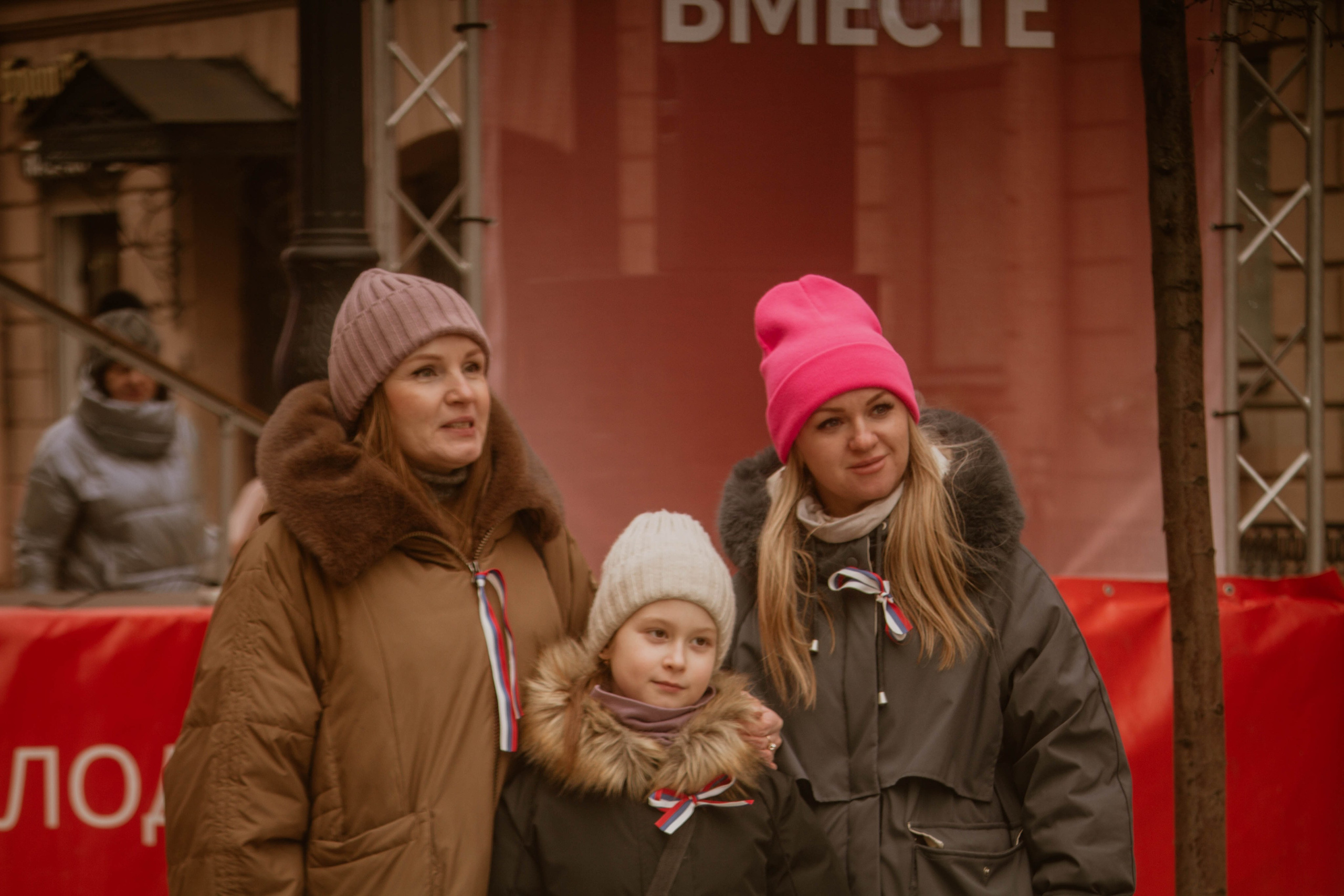 10 ЛЕТ ВМЕСТЕ — Патриотическая акция. Создадим шедевр? Виталина и её фотоискусство